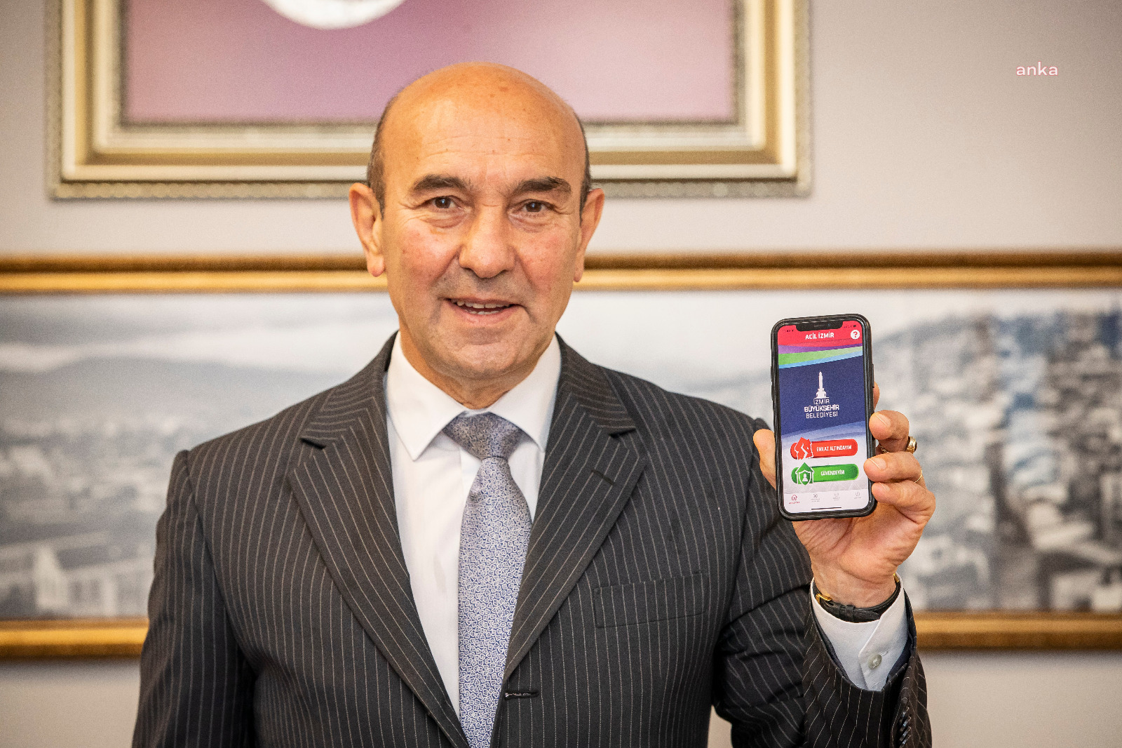 İZMİR'DE BİR BUTONLA YANGIN İHBARI YAPILABİLECEK