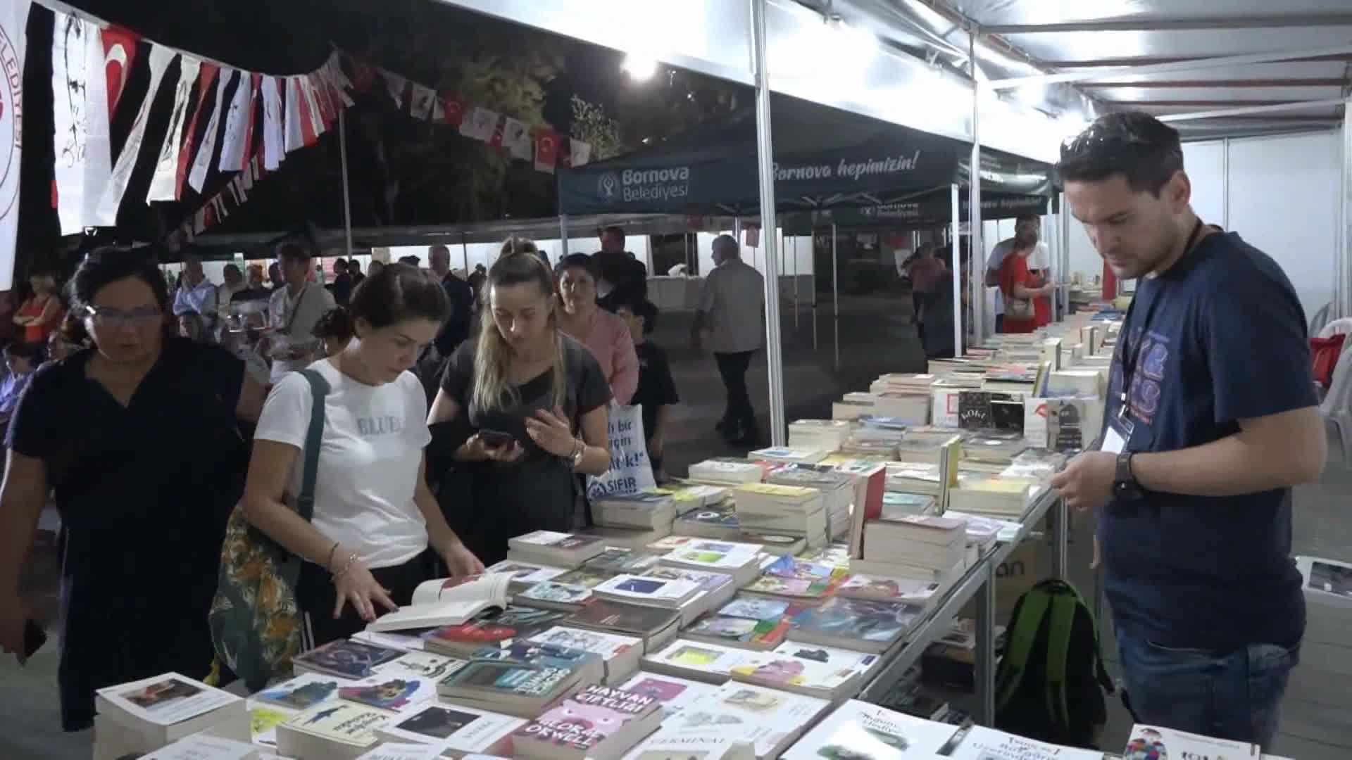 3. BORNOVA KİTAP GÜNLERİ, SONA ERDİ