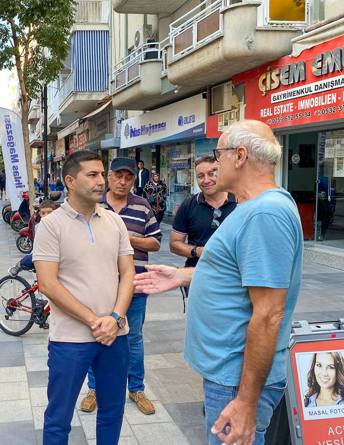 KUŞADASI BELEDİYE BAŞKANI GÜNEL'DEN ESNAF ZİYARETİ
