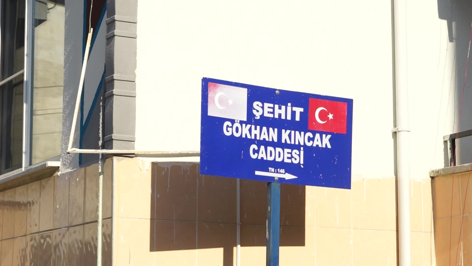 EDREMİT BELEDİYESİ ŞEHİT GÖKHAN KINCAK CADDESİ'Nİ YENİLİYOR