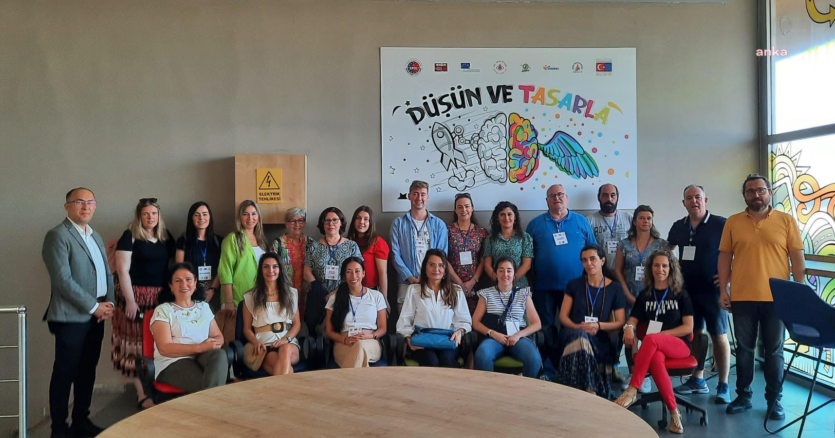 MURATPAŞA BELEDİYESİ ASSİM TEKNOLOJİ MERKEZİ'NE YABANCI ÖĞRENCİLERDEN ZİYARET