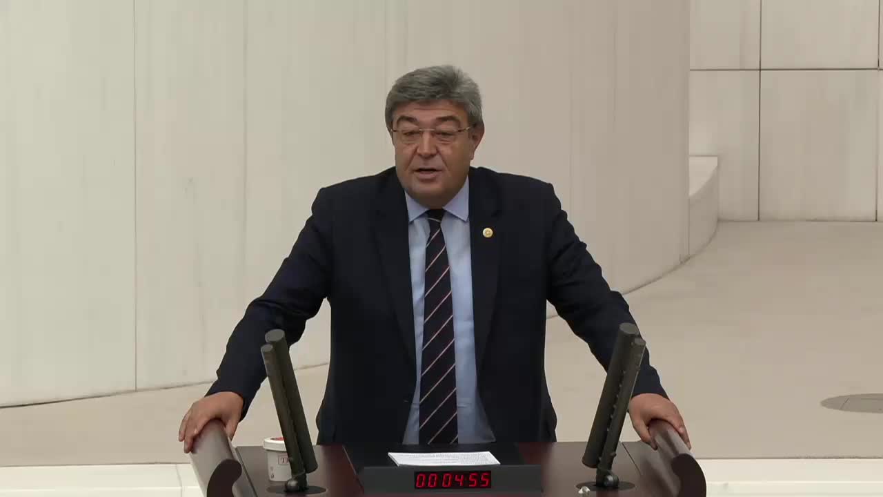 İYİ PARTİLİ DURSUN ATAŞ: "BU TEKLİFİN AMACI TEK ADAM REJİMİYLE SOSYAL MEDYAYI VE ÖZGÜR BASINI KONTROL ALTINA ALMAK"