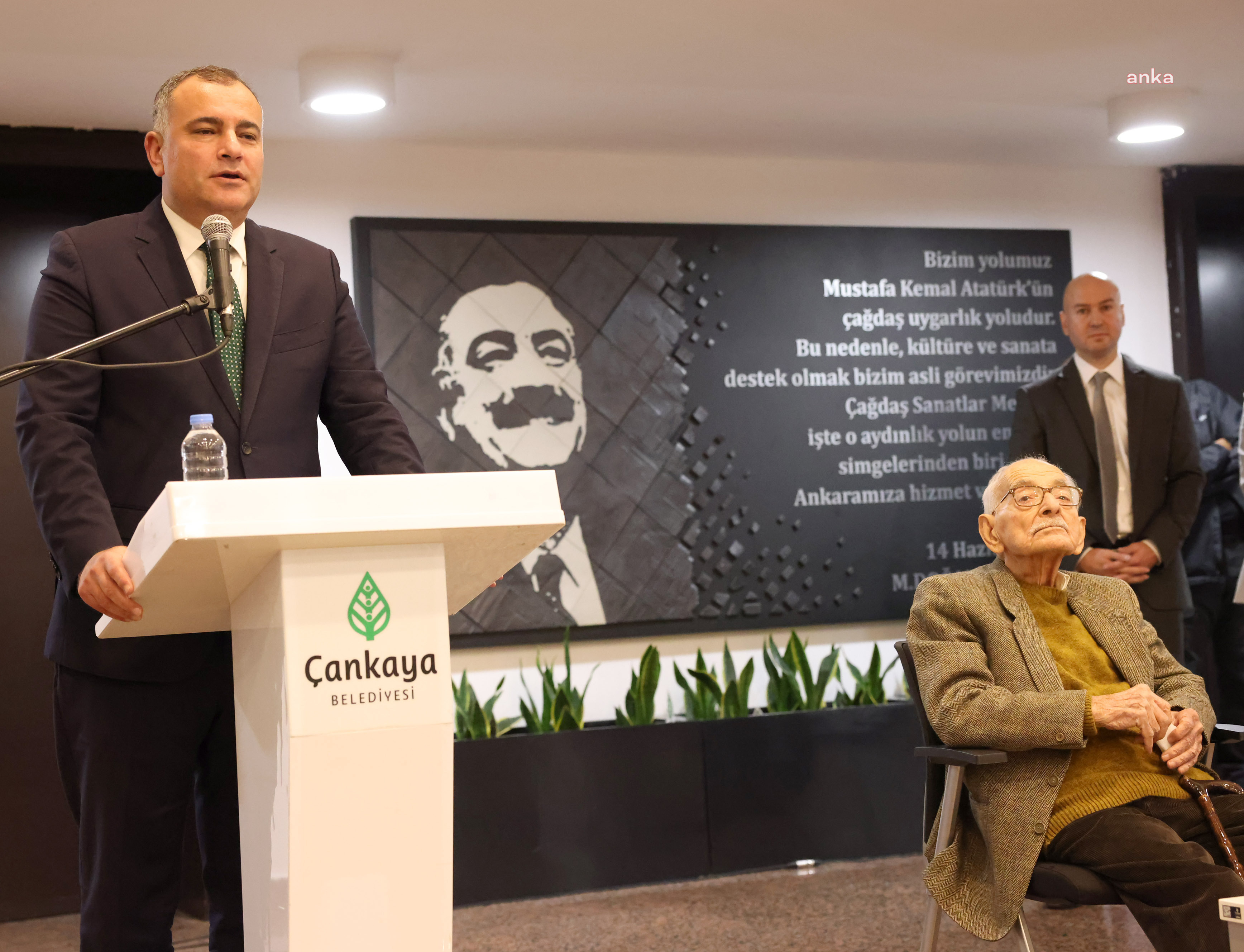 ÇANKAYA’DA 'TURAN EROL SANAT ATÖLYESİ' AÇILDI