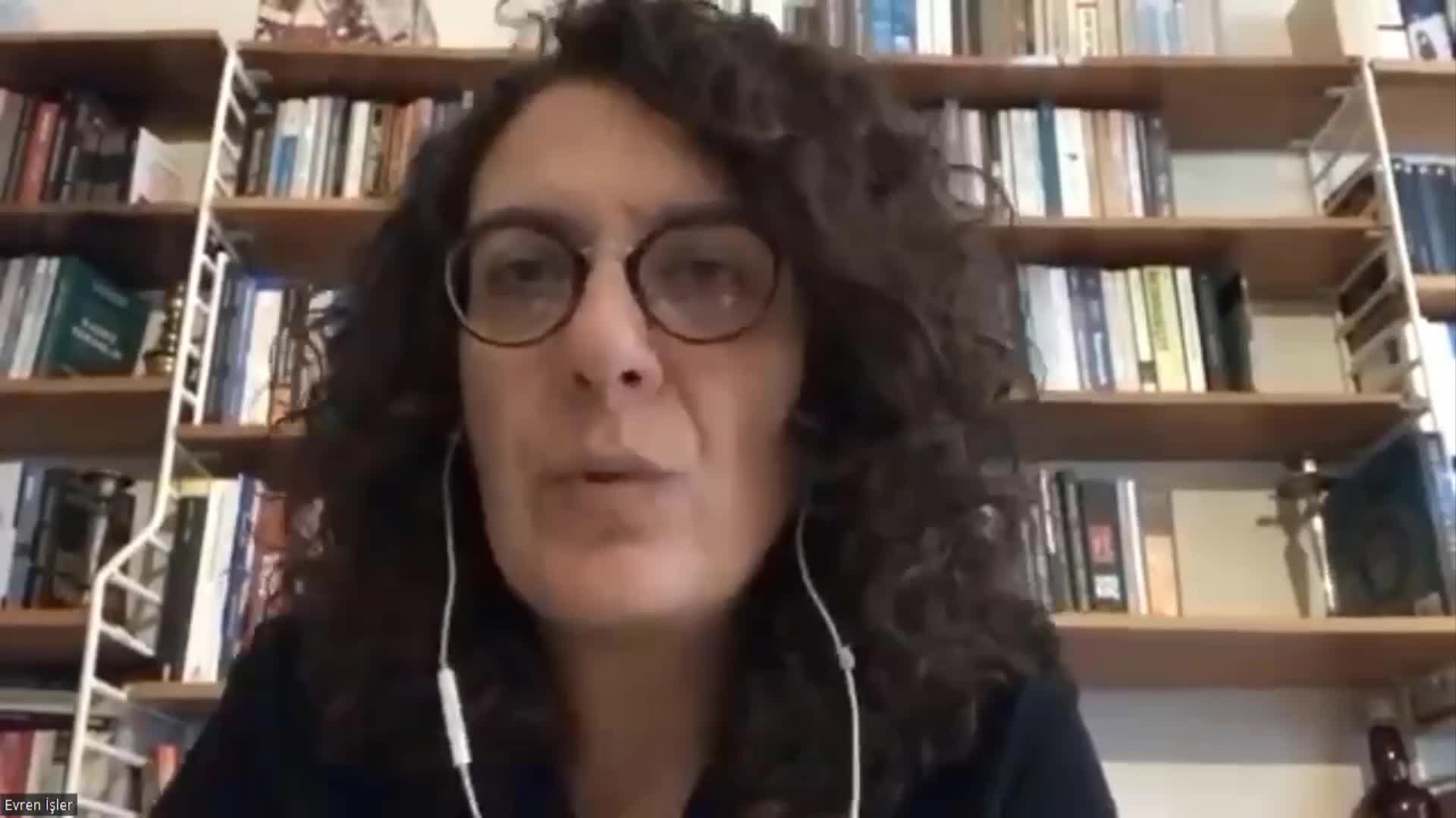 SOMA DAVASI AVUKATI EVREN İŞLER: “MALİYET HESABI HALİNDE DEĞERLENDİRİLİYOR İŞÇİ CANI. BİR İŞÇİNİN, İKİ İŞÇİNİN HAYATINI KAYBETMESİ BİR TAZMİNAT HESABINDAN İBARET GÖRÜLÜYOR”