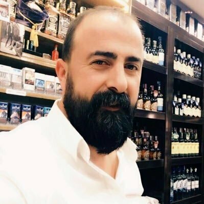 TÜRKİYE TEKEL BAYİLERİ PLATFORM BAŞKANI ÖZGÜR AYBAŞ’A, TÜTÜN ÜRÜNLERİNİN ZAMLI FİYAT LİSTESİNİ PAYLAŞTIĞI GEREKÇESİYLE 237 BİN TL PARA CEZASI KESİLDİ