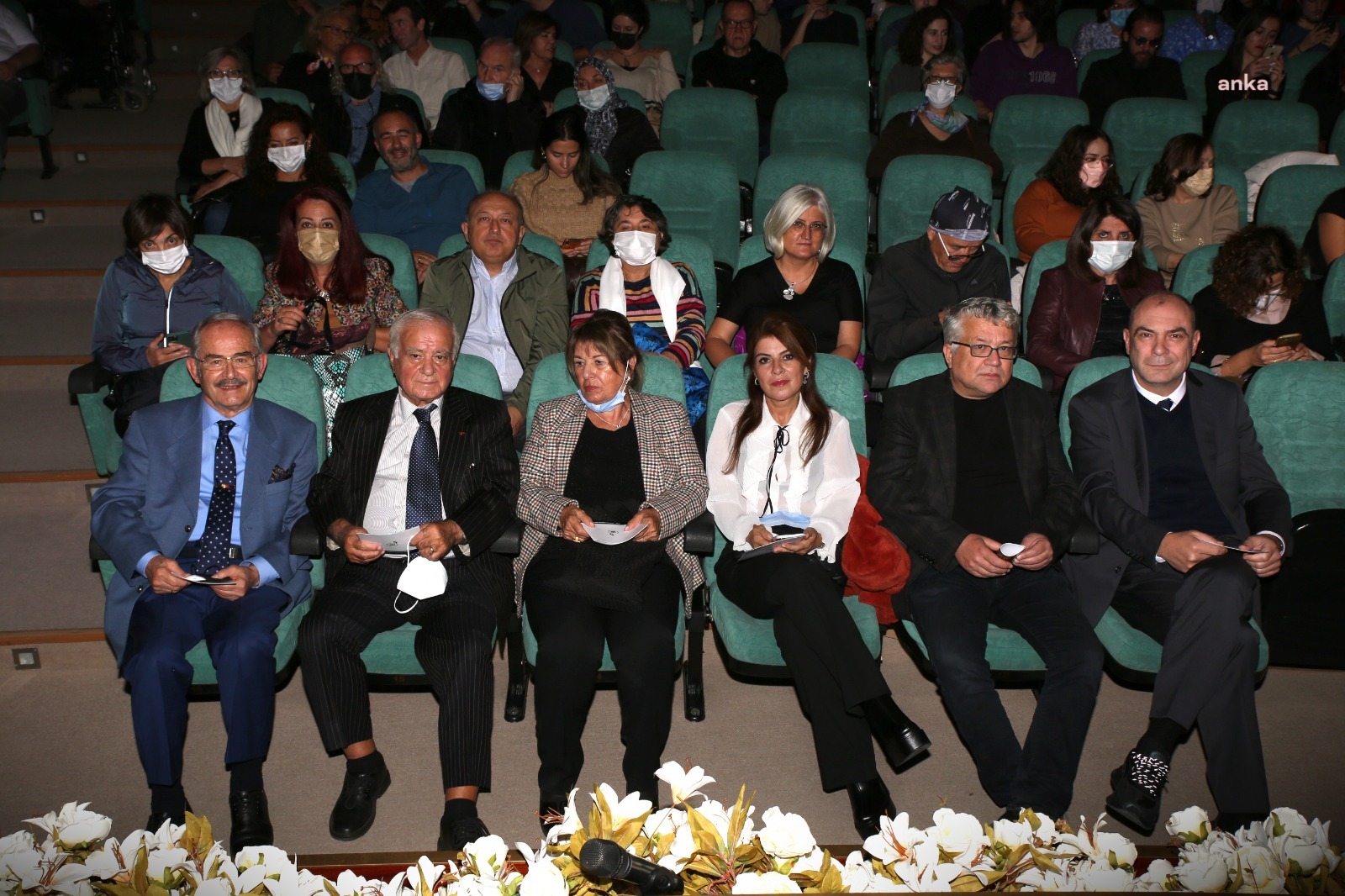 ESKİŞEHİR SENFONİ ORKESTRASI VE ELVİN HOXHA GANİYEV’DEN KONSER