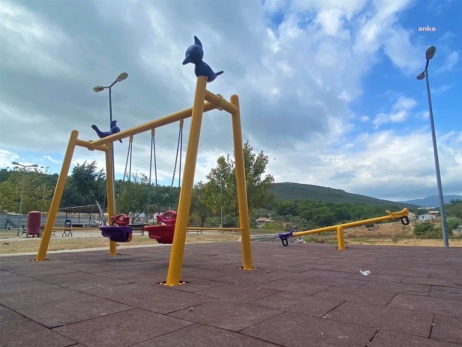 MENDERES BELEDİYESİ PARK VE YEŞİL ALAN ÇALIŞMALARINA DEVAM EDİYOR