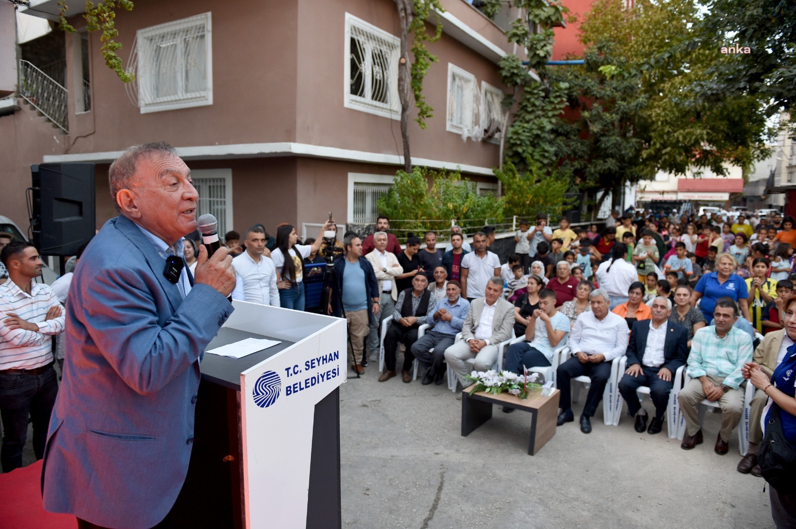 SEYHAN BELEDİYESİ, BARBAROS MAHALLESİ 1 NOLU ÇOCUK VE DİNLENME PARKINI HİZMETE AÇTI