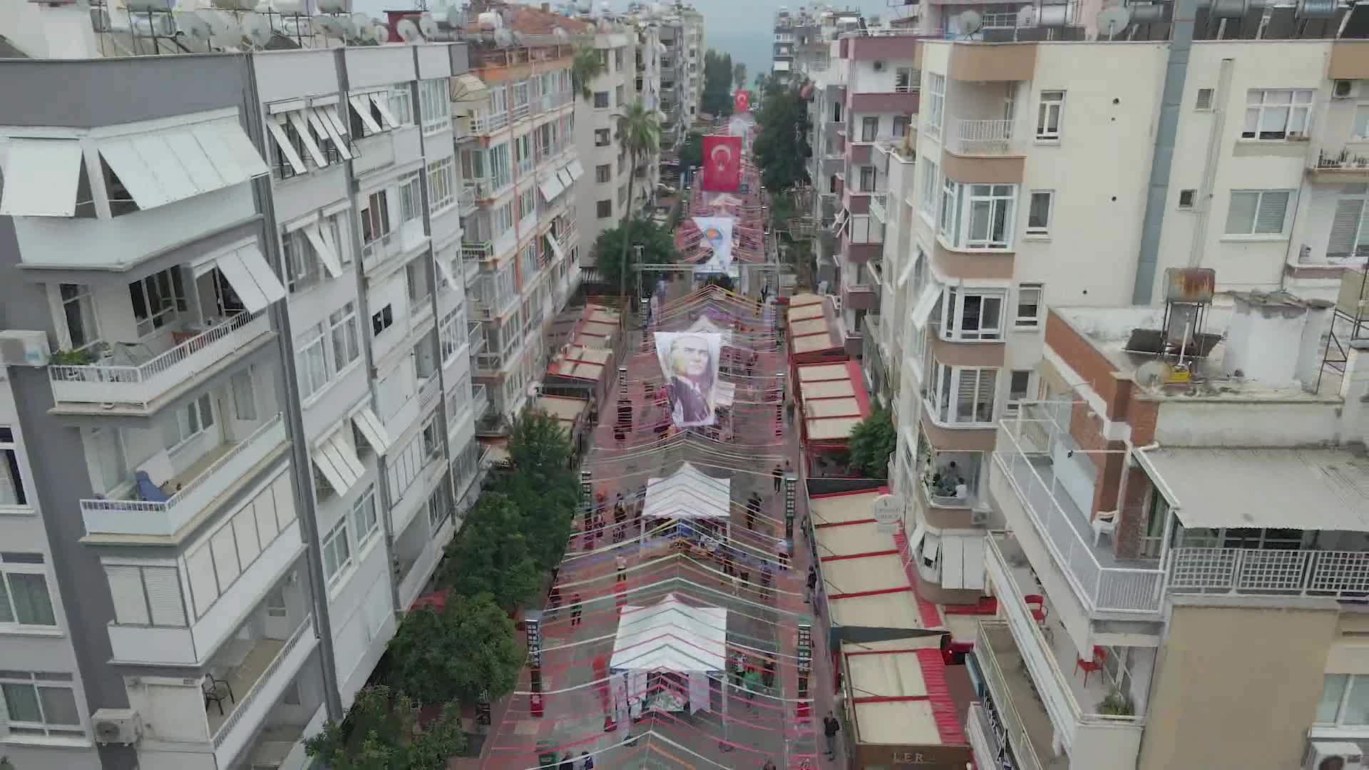 YENİŞEHİRLİLER, MADEN ŞEHİTLERİNİN AİLELERİNE DESTEK İÇİN FESTİVALE AKIN ETTİ