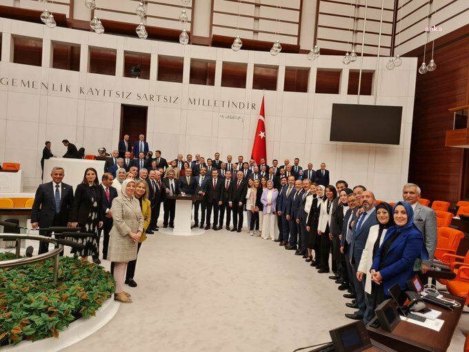 ‘SANSÜR YASASI’ OLARAK BİLİNEN BASIN KANUNU DEĞİŞİKLİĞİ RESMİ GAZETEDE YAYINLANDI