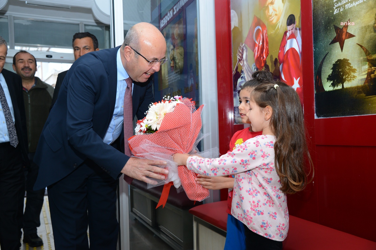 KIRŞEHİR BELEDİYE BAŞKANI EKİCİOĞLU, ÖĞRENCİ, ÖĞRETMEN VE İDARECİLERLE BULUŞMAYA DEVAM EDİYOR