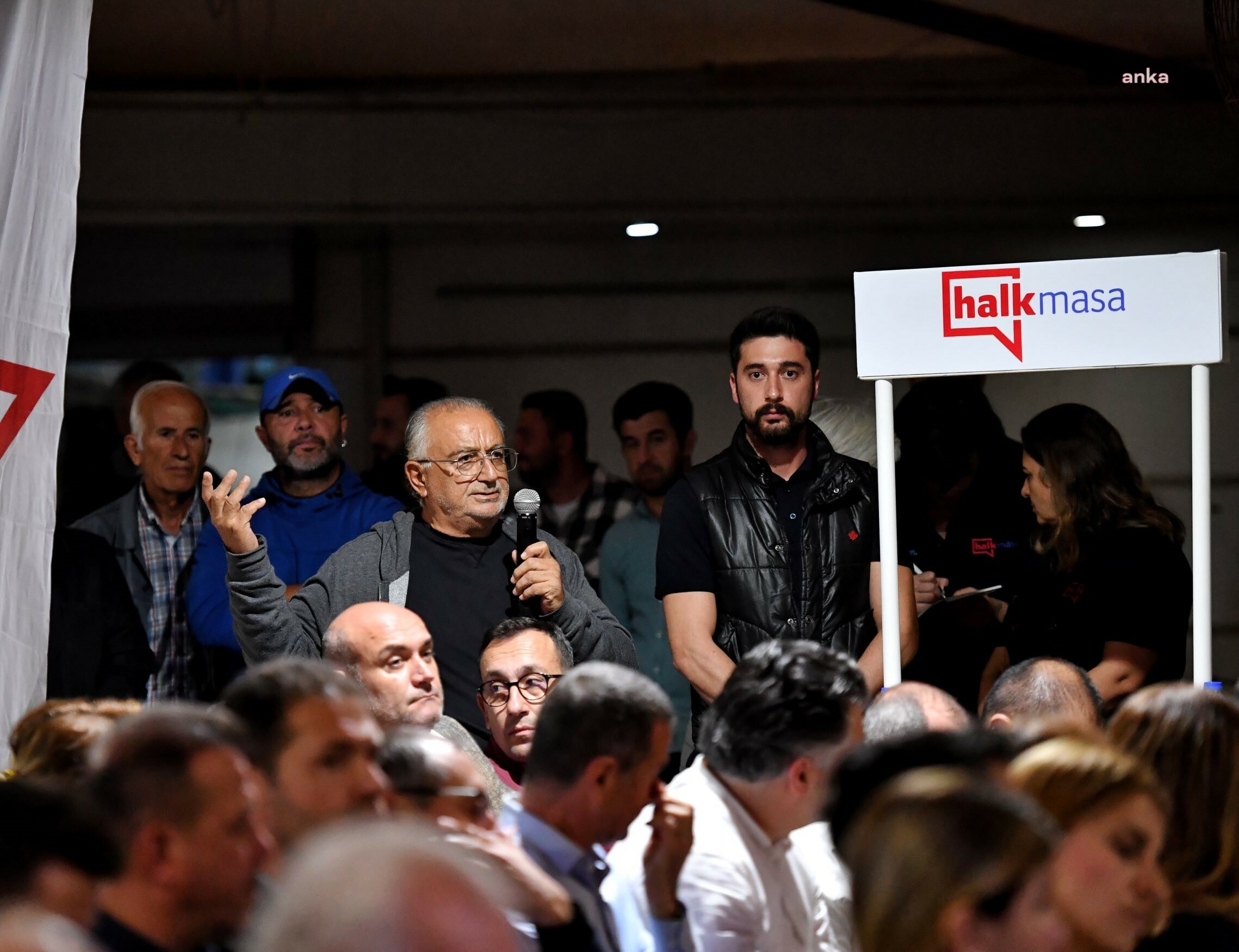 KONYAALTI BELEDİYE BAŞKANI SEMİH ESEN ‘MAHALLE BULUŞMALARI’NA DEVAM EDİYOR