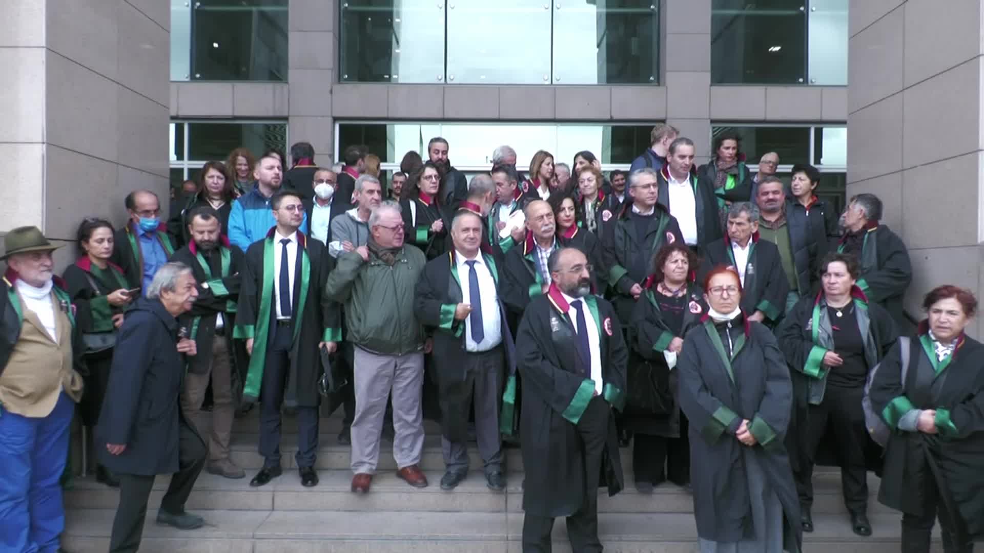 AVUKATLAR, 118. ADALET NÖBETİ'Nİ BARTIN'DA ÖLEN 41 MADEN İŞÇİSİ İÇİN TUTTU: "TÜRKİYE TAŞKÖMÜRÜ KURUMU ÂTILLAŞTIRILARAK YOK EDİLMEK İSTENİYOR"