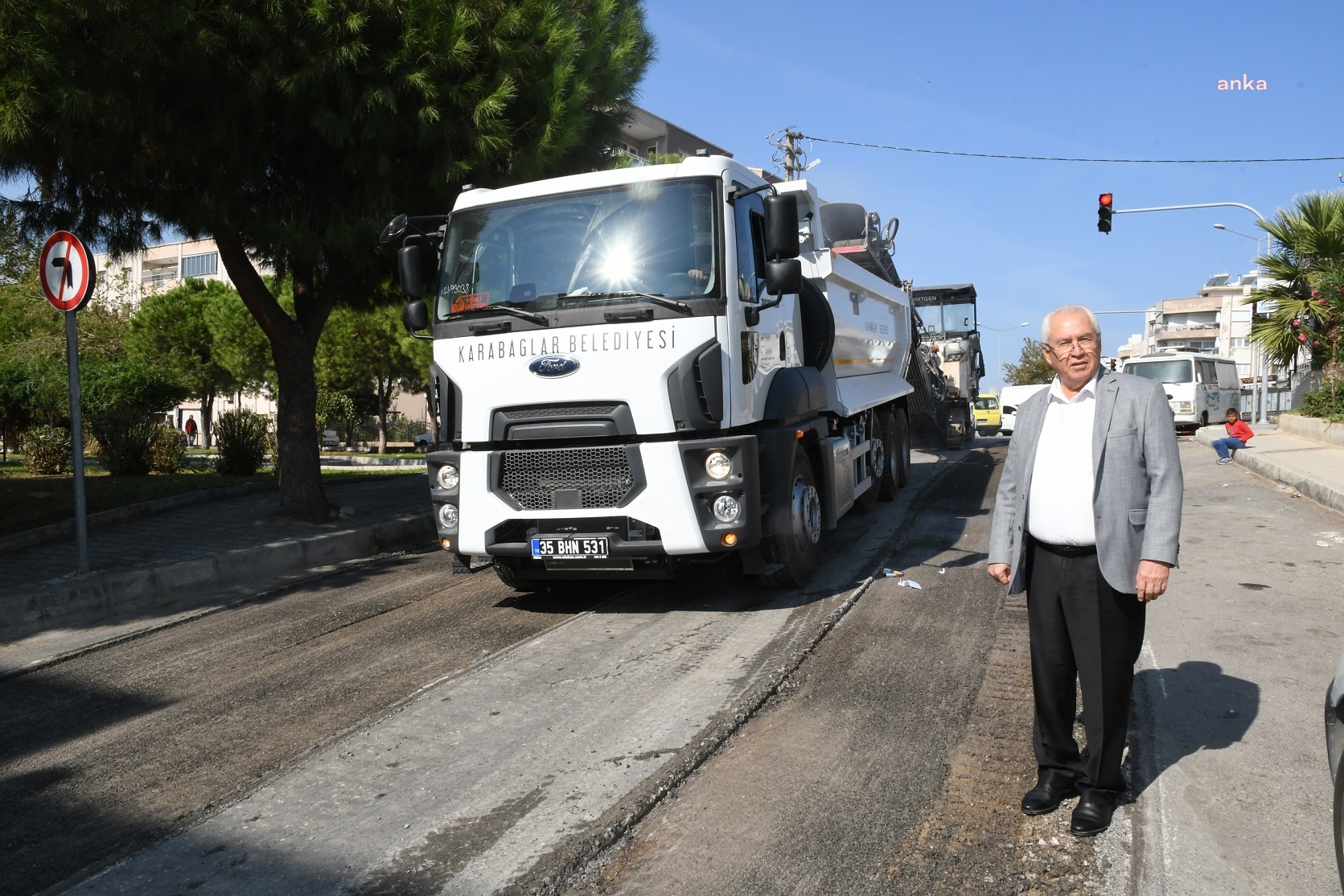 KARABAĞLAR BELEDİYESİ, ARAÇ FİLOSUNU GÜÇLENDİRİYOR
