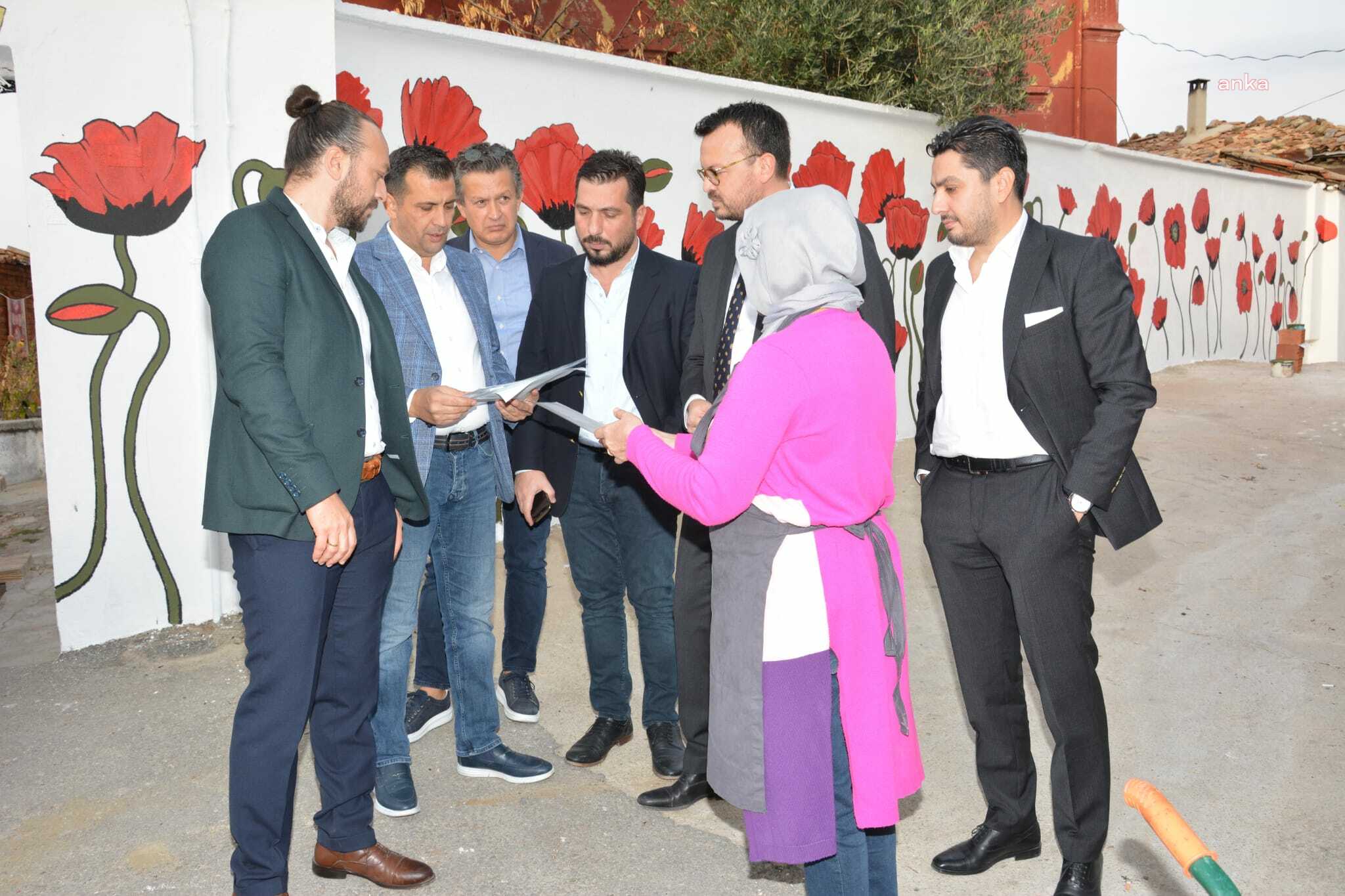 ÇEYİZ SANDIKLARI BABADAĞ’IN SOKAKLARINA TAŞINDI