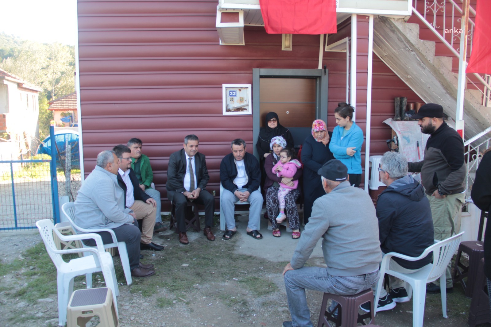 BİRLEŞİK KAMU-İŞ KONFEDERASYONU, BARTIN’DAKİ MADEN FACİASINDA HAYATINI KAYBEDEN İŞÇİLERİN YAKINLARINI ZİYARET ETTİ