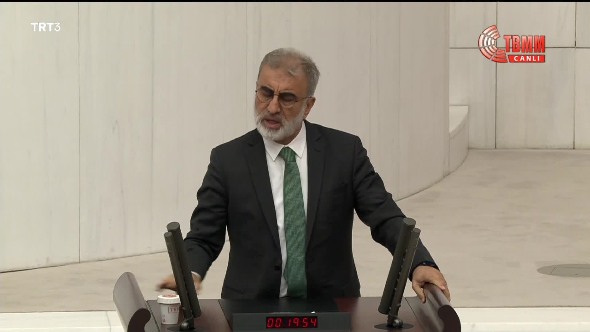 BARTIN'DAKİ MADEN FACİASI İÇİN MECLİS ARAŞTIRMASI AÇILDI... AKP MİLLETVEKİLİ TANER YILDIZ: "NASA, BUGÜNE KADAR 135 TANE UZAY MEKİĞİ FIRLATTI. HER FIRLATMADA 1,5 MİLYAR DOLARLIK MALİYETİ OLAN BİR YAPIYLA GİTTİ, 2 TANE ÖLÜMLÜ KAZASI VAR"