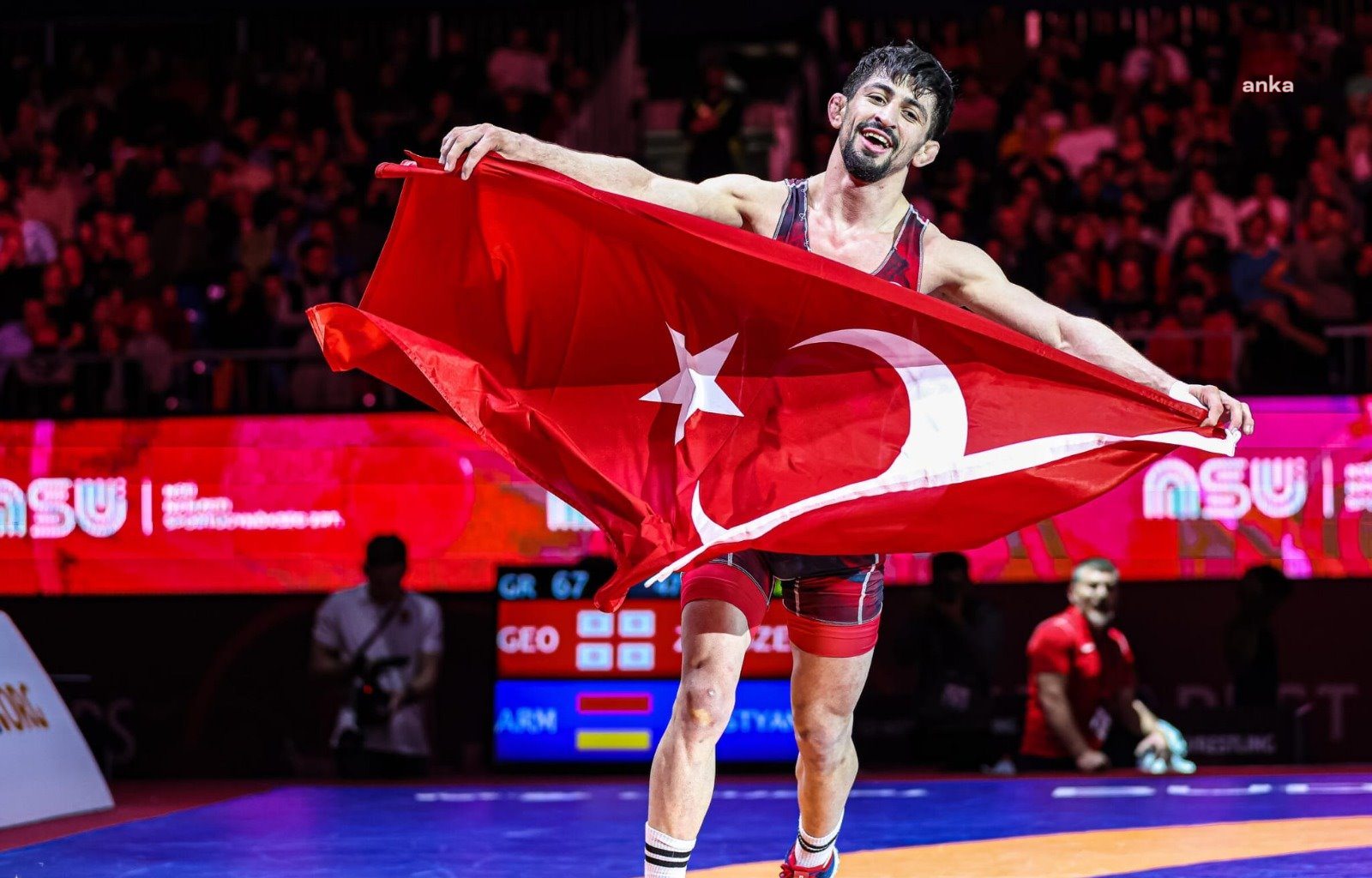 KEREM KAMAL, GÜREŞTE DÜNYA ŞAMPİYONU