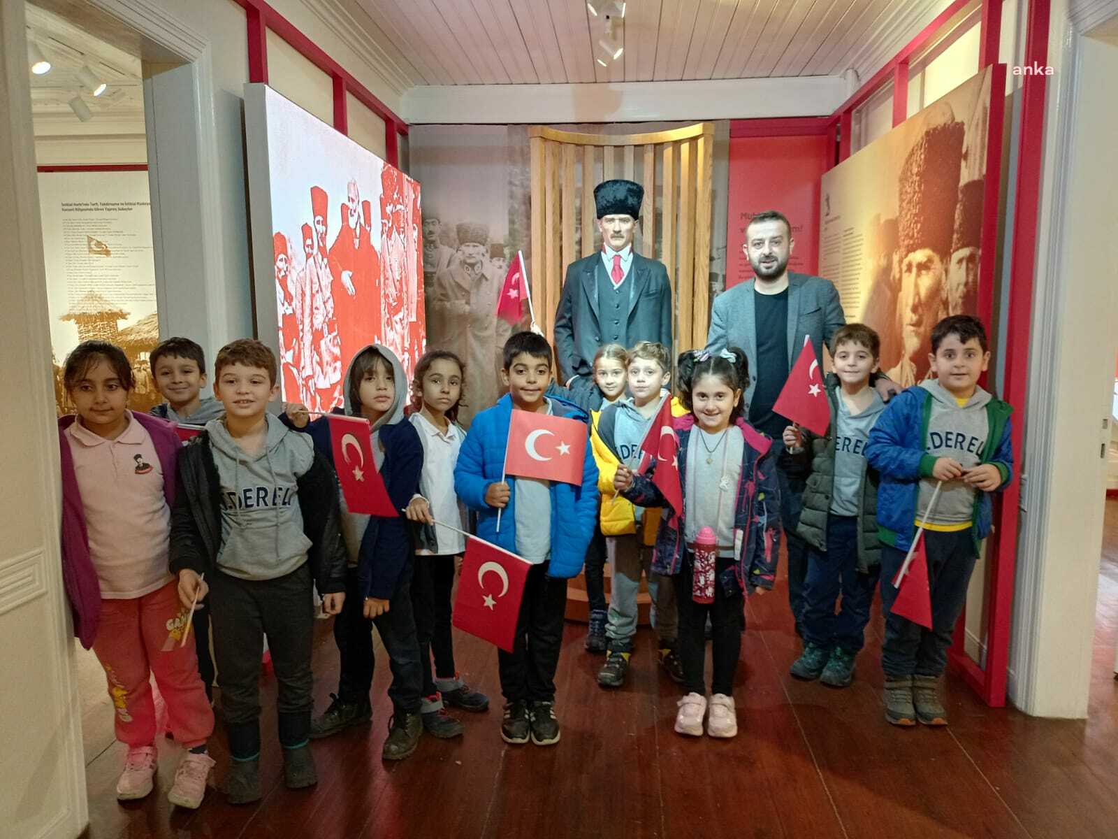 İZMİT TÜRKAN DERELİ İLKOKULU'DAN ATATÜRK VE MİLLİ MÜCADELE ANI EVİ’NE ZİYARET