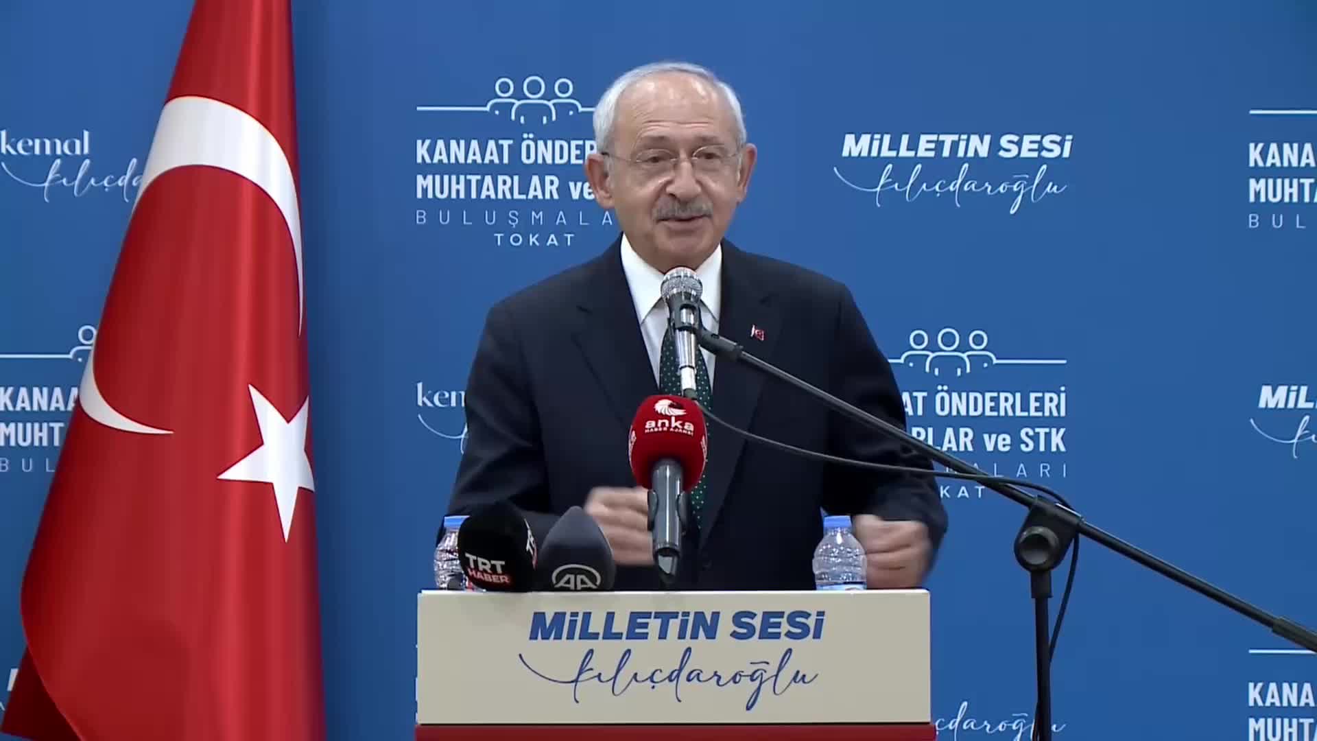 KILIÇDAROĞLU, TOKAT’TA: “BİZİM MİLLİYETÇİLİĞİMİZ ONLARA BENZEMEZ. HİÇBİR EGEMEN GÜÇ KARŞISINDA EĞİLMEYİZ”