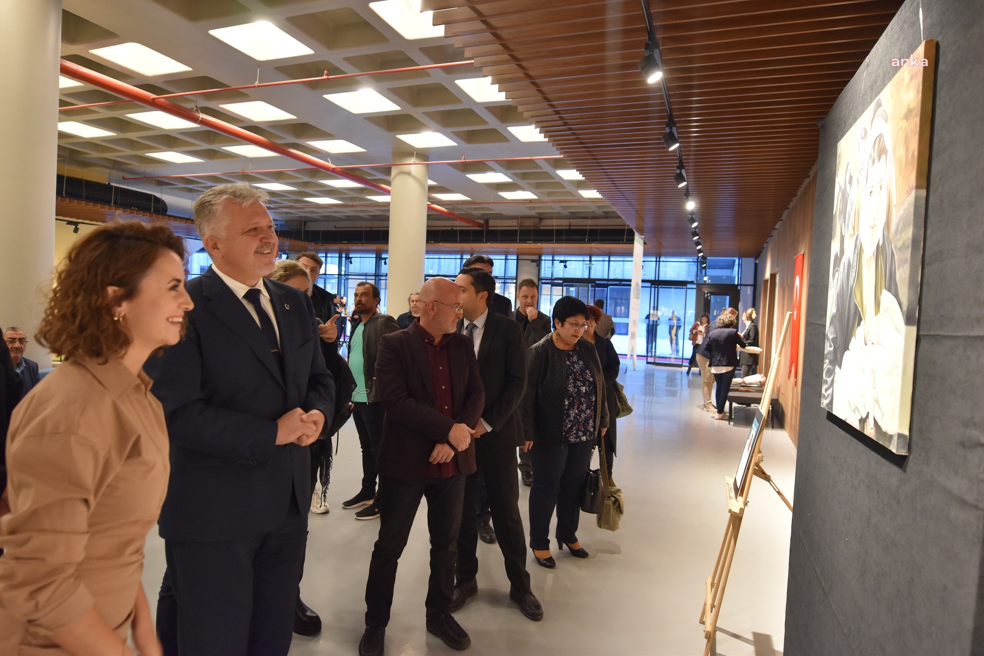 LÜLEBURGAZ YILDIZLARI SANAT AKADEMİSİ’NDE İLK RESİM SERGİSİ