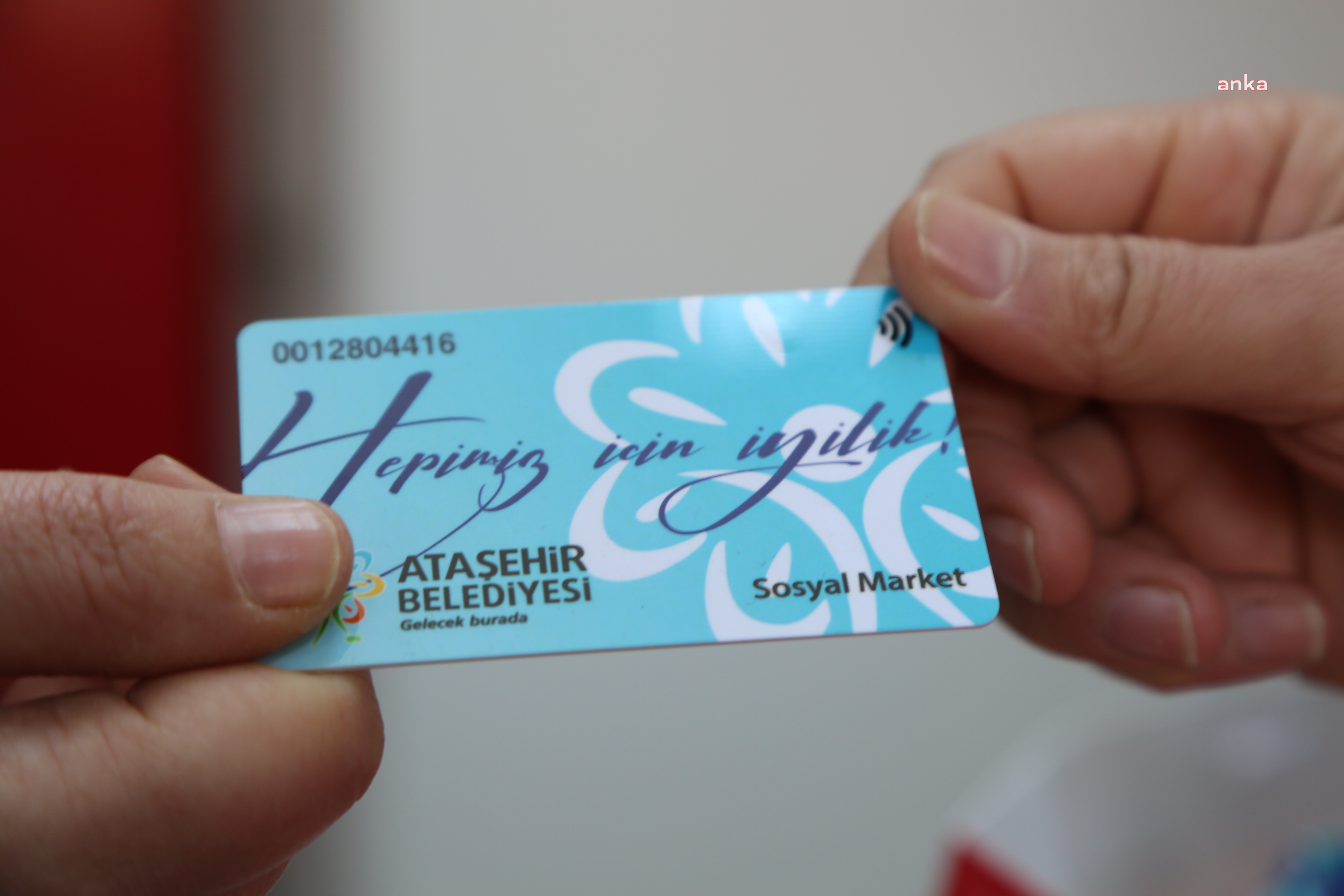 ATAŞEHİR BELEDİYESİ’NDEN 2 BİN 500 ÖĞRENCİYE KIRTASİYE DESTEĞİ