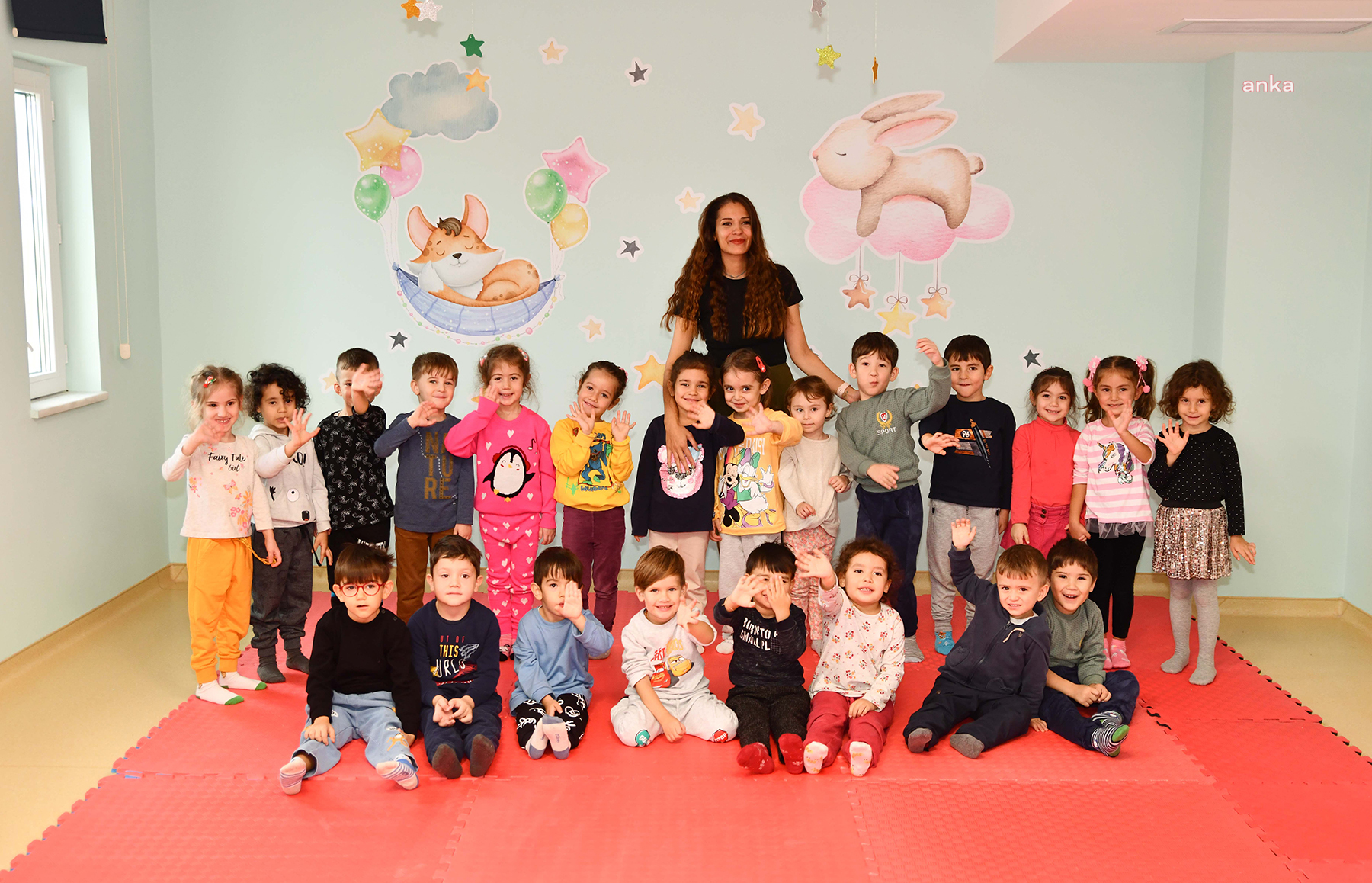 TEPEBAŞI BELEDİYESİ’NDEN MİNİKLERE YOGA EĞİTİMİ
