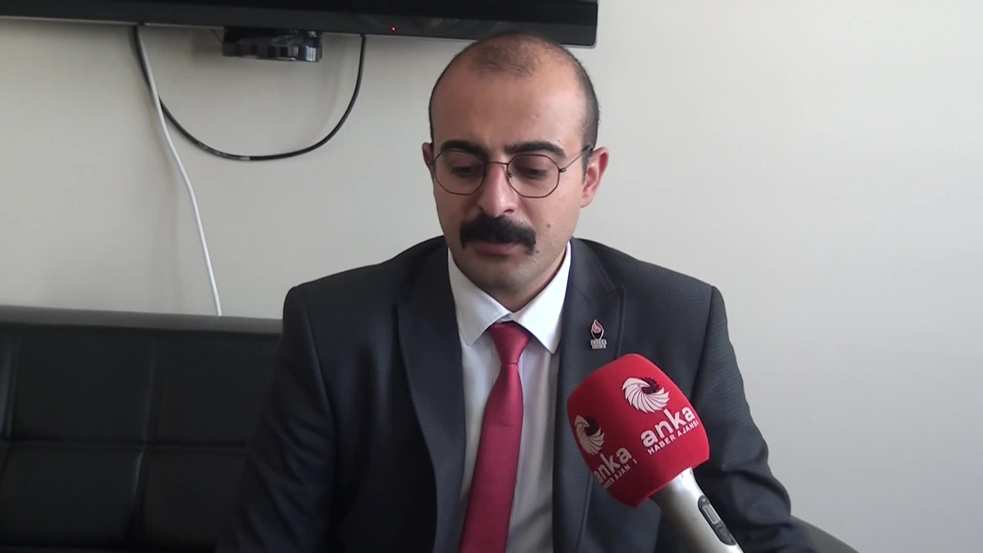 ZAFER PARTİSİ MALATYA İL BAŞKANI ŞAHİN'DEN 'YERLİ VE MİLLİ ESCOBAR' İDDİANAMESİYLE İLGİLİ AÇIKLAMA: "O FOTOĞRAFIN BAKANA AİT OLDUĞUNUN KANITLANMASINI İSTEDİK"