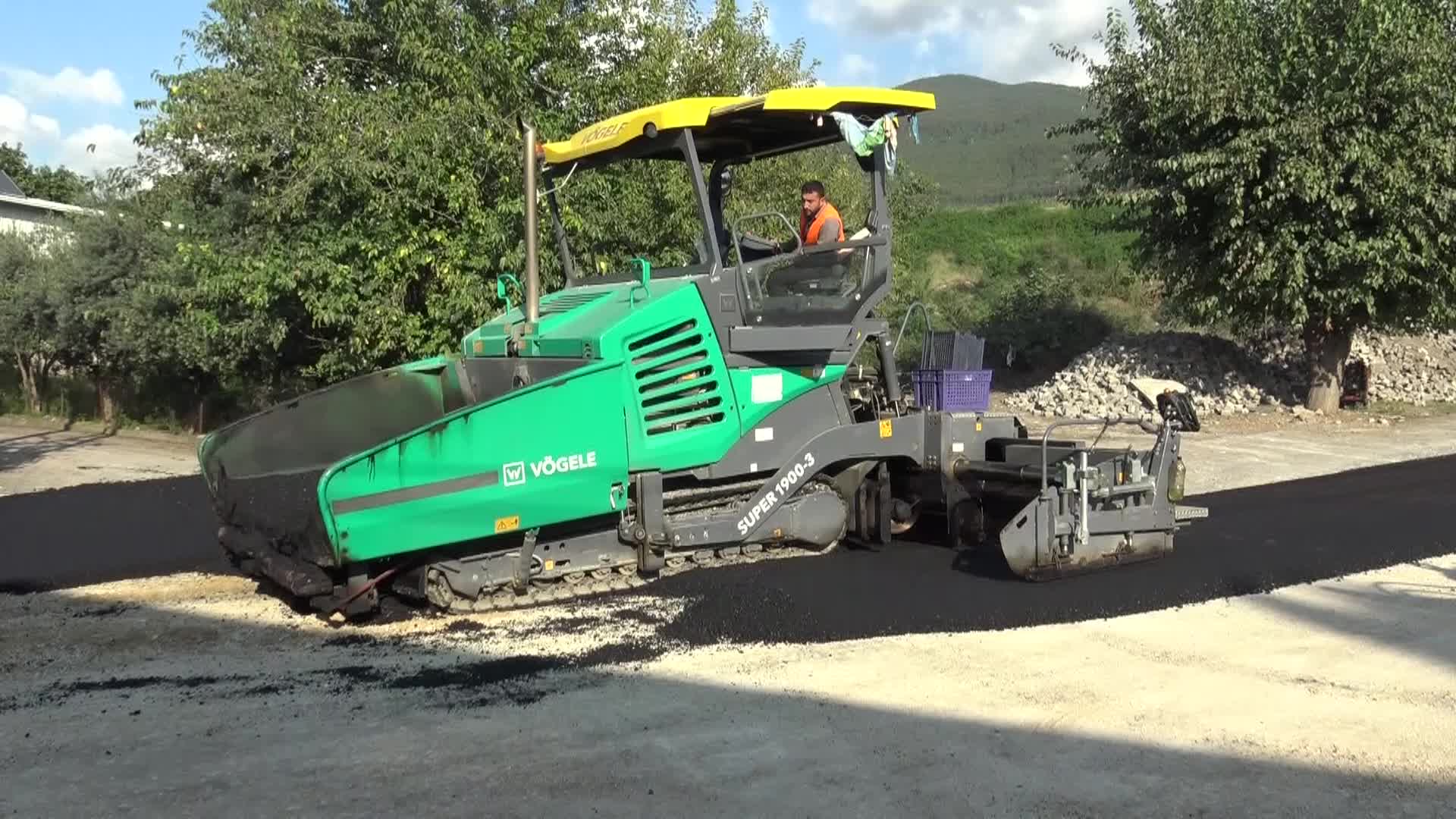 HATAY BÜYÜKŞEHİR BELEDİYESİ PAYAS’TA BETON ASFALT ÇALIŞMASI BAŞLATTI