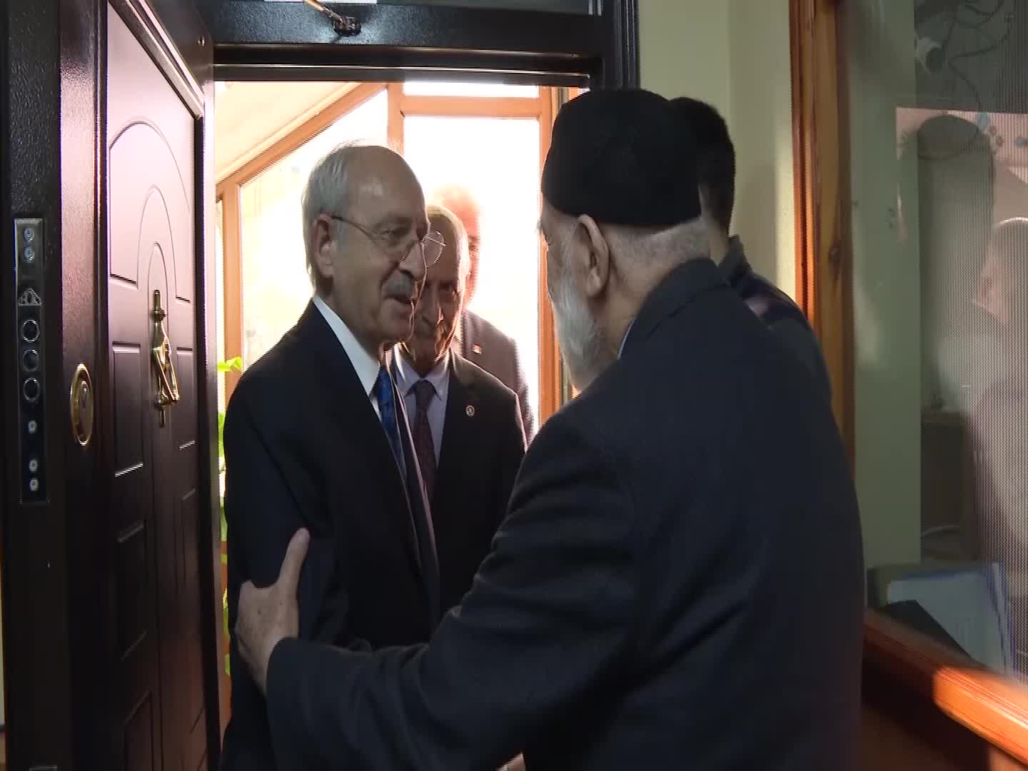 KILIÇDAROĞLU, YOZGAT'TA 18. DÖNEM ANAP YOZGAT MİLLETVEKİLİ AHMET ŞEVKİ ERGİN İLE GÖRÜŞTÜ