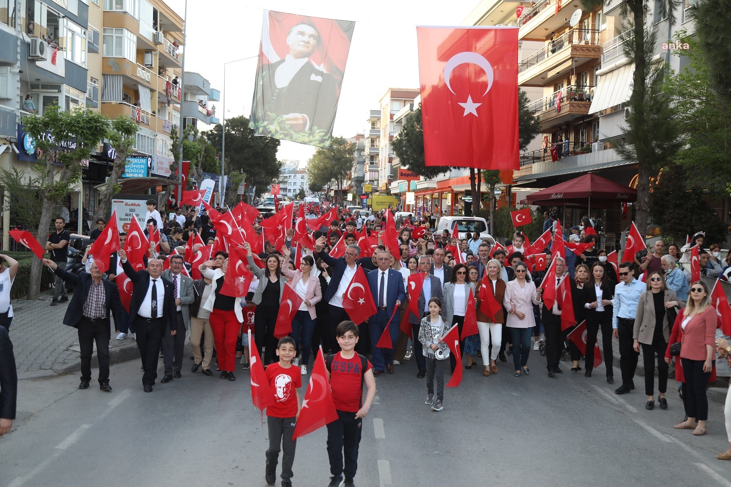 CUMHURİYET’İN 99. YILI GAZİEMİR’DE 2 GÜN BOYUNCA COŞKUYLA KUTLANACAK