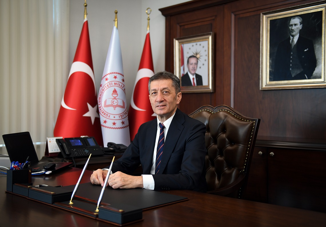 MİLLİ EĞİTİM PERSONELİNİN YÜZDE 10’U SÖZLEŞMELİ