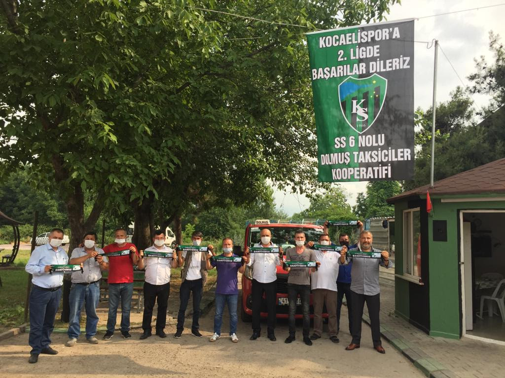 İZMİT BELEDİYE BAŞKANI HÜRRİYET'TEN TOPLU TAŞIMA ARAÇLARINA "ŞAMPİYONLUK ATKISI"
