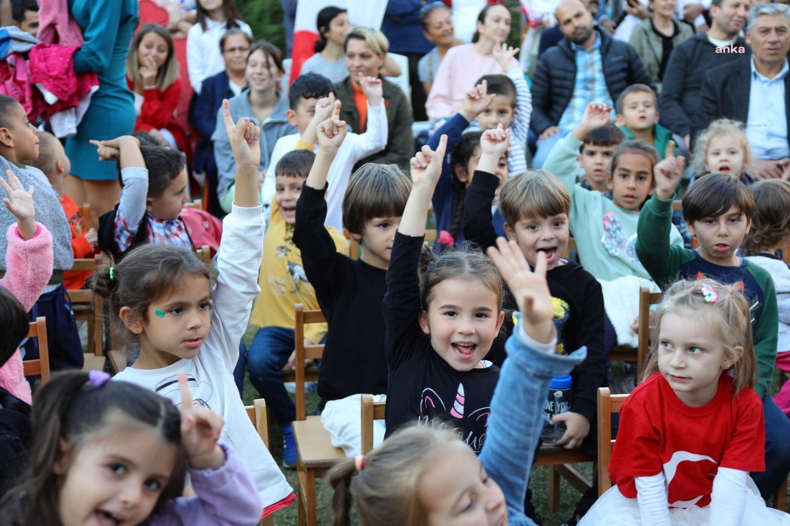 BAYRAKLI’DA AYDA BEBEK ANAOKULU’NDA CUMHURİYET COŞKUSU
