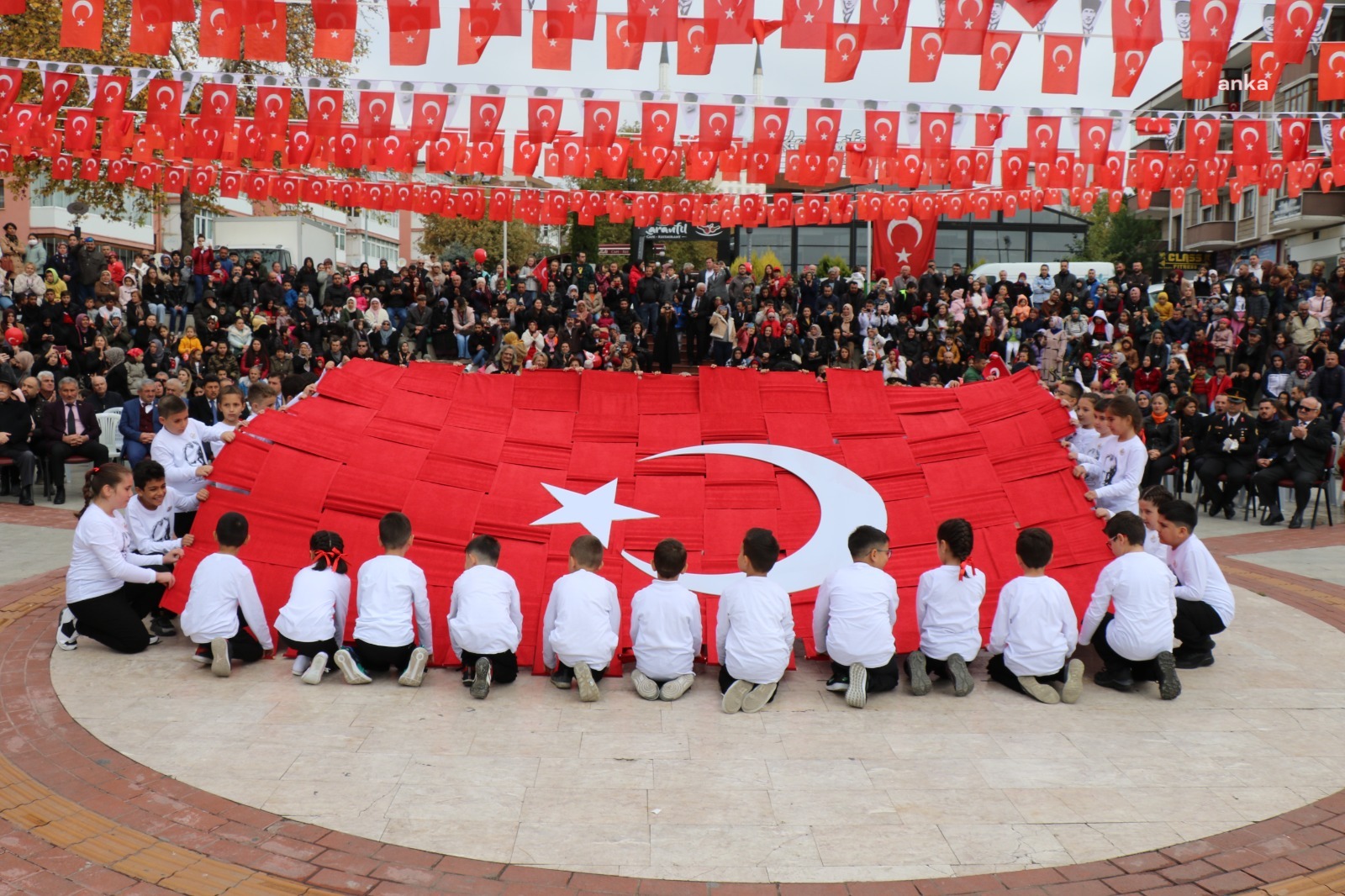 SAFRANBOLU'DA 29 EKİM KUTLAMALARI DEVAM EDİYOR