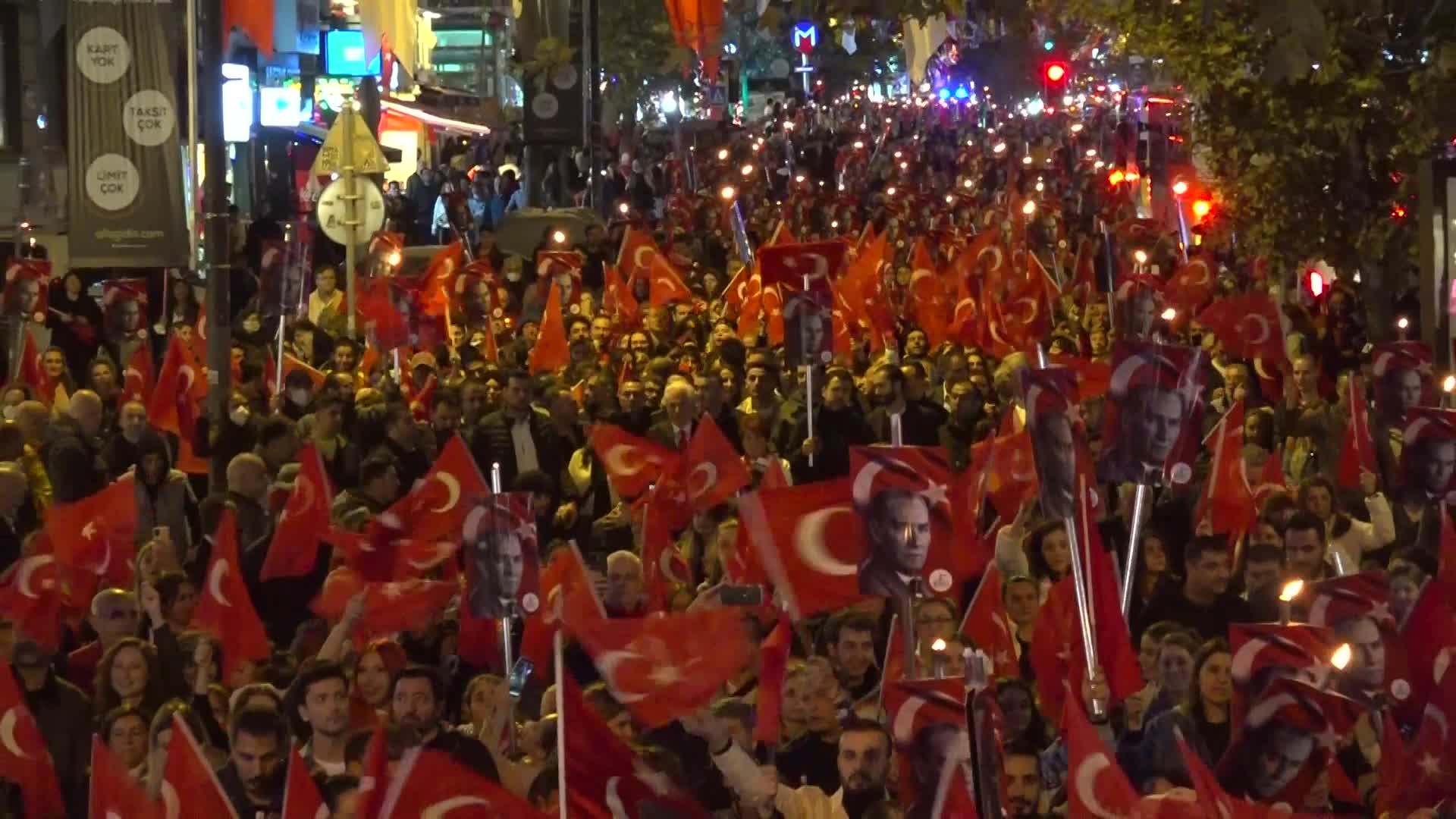 CUMHURİYETİN 99’UNCU YILI ŞİŞLİ’DE COŞKUYLA KUTLANDI