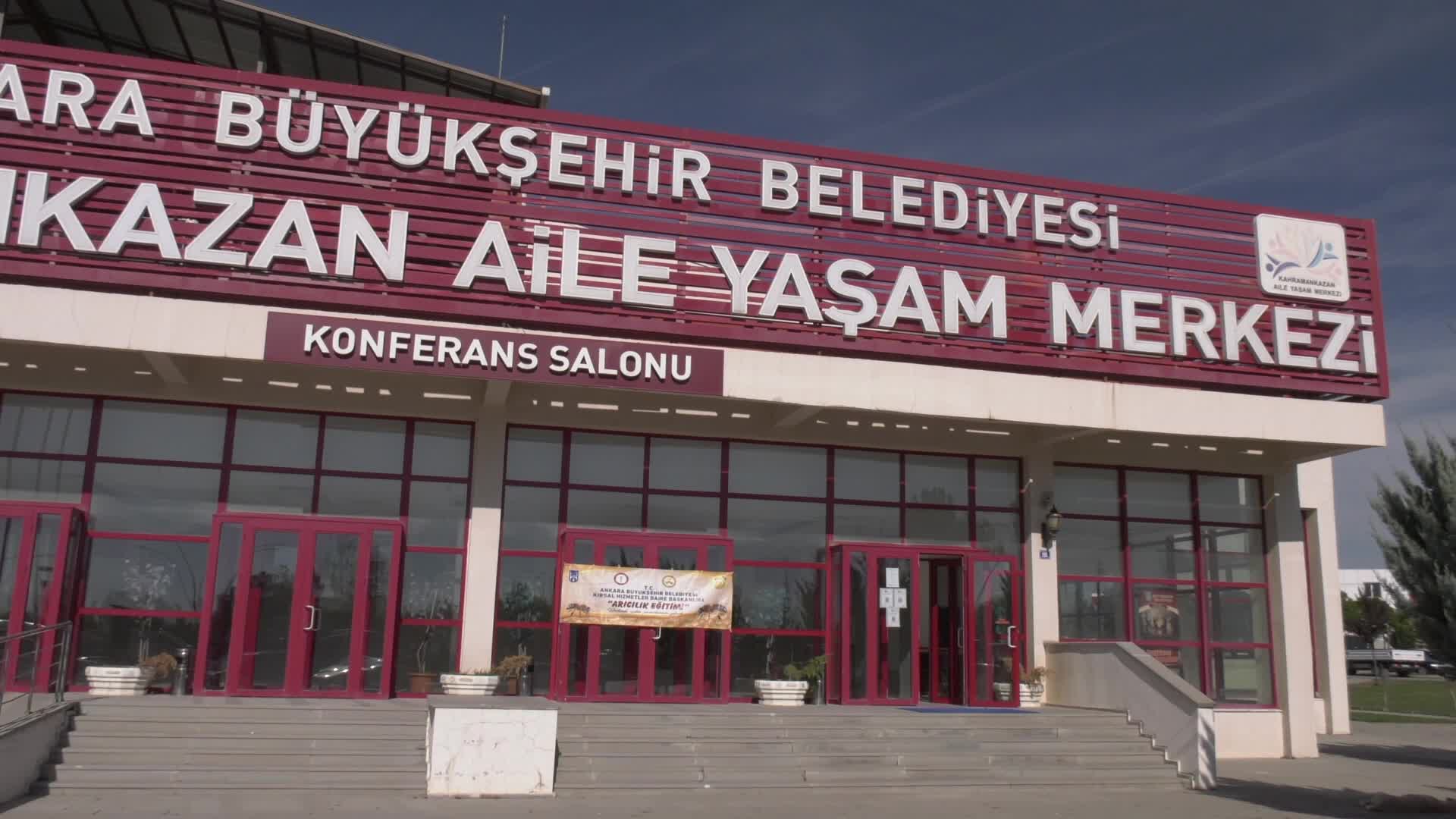 ANKARA BÜYÜKŞEHİR ARICILIKTA KIŞLATMA EĞİTİMİ DÜZENLEDİ