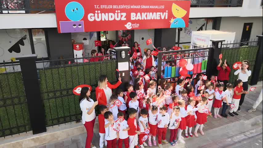 EFELER’İN KREŞLERİNDE CUMHURİYET BAYRAMI COŞKUSU YAŞANDI