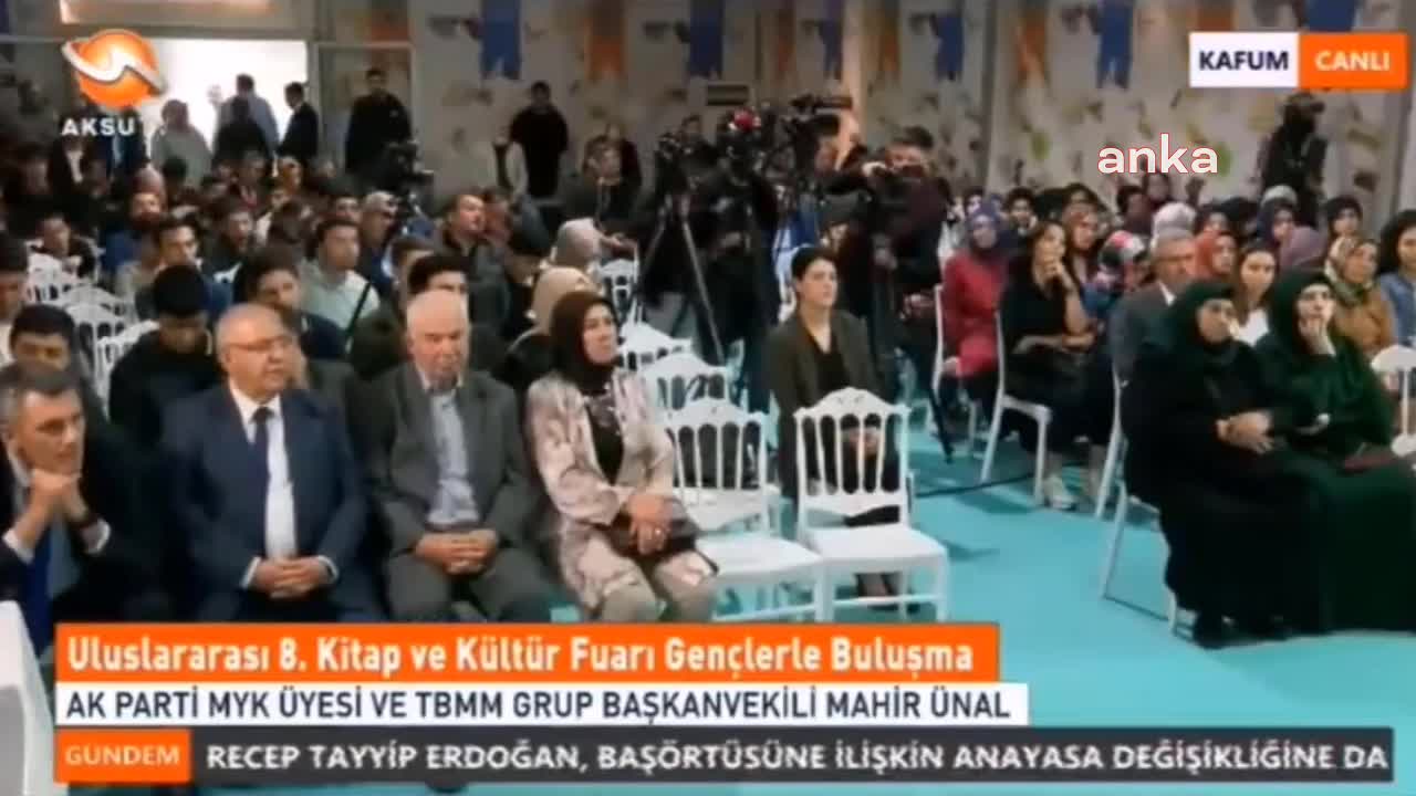 MAHİR ÜNAL: SES BAYRAĞIM TÜRKÇEMLE GURUR DUYUYORUM