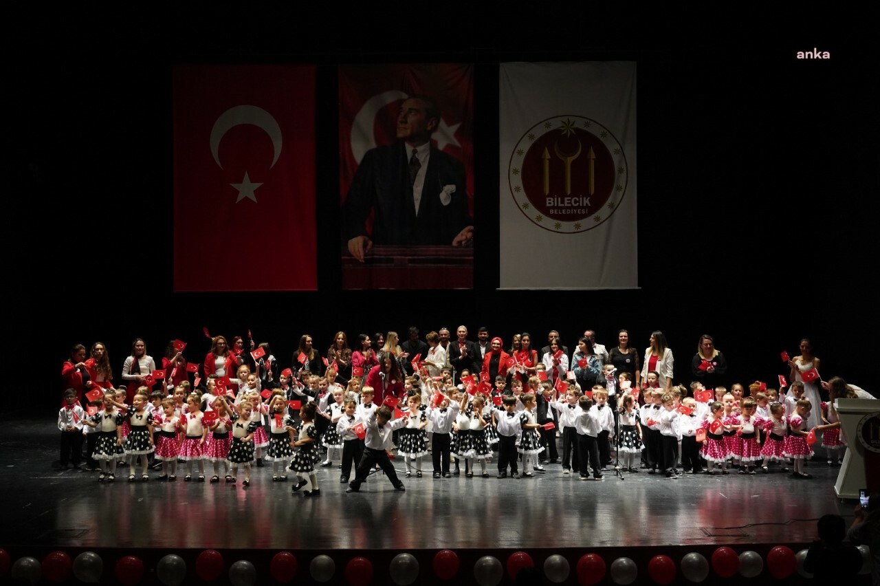BİLECİK BELEDİYESİ'NDEN ÇOCUKLARA ÖZEL CUMHURİYET BAYRAMI ETKİNLİKLERİ