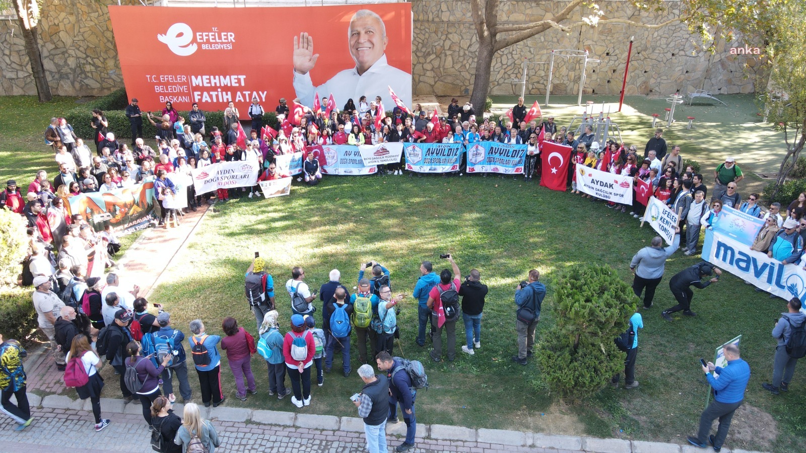 EFELER'DE DOĞA TUTKUNLARINDAN CUMHURİYET YÜRÜYÜŞÜ