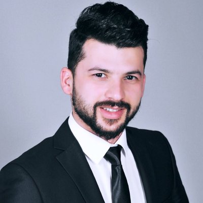 HENDEK'TE AKP'Lİ BAŞKAN'DAN DİKKAT ÇEKEN İSTİFA
