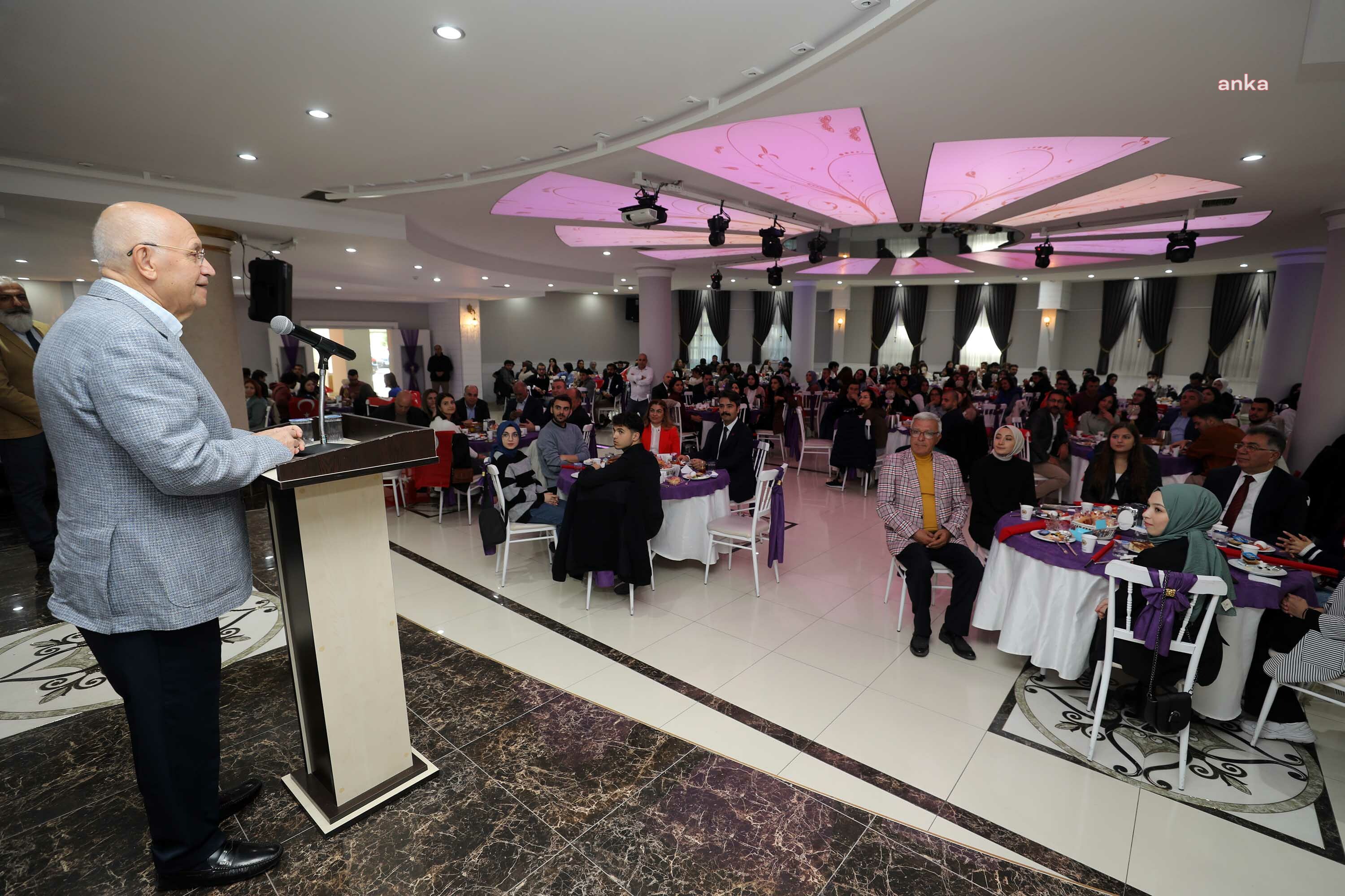YENİMAHALLE BELEDİYE BAŞKANI YAŞAR, NEVŞEHİRLİ ÖĞRENCİLERLE BULUŞTU