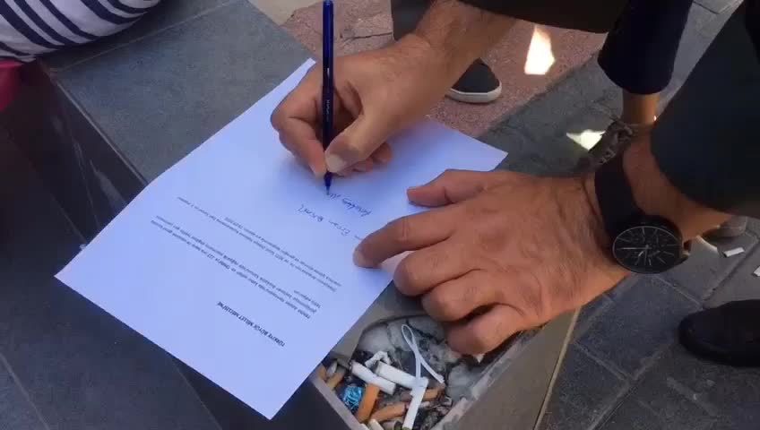 AVUKATLAR DİLEKÇE VERMEK İÇİN MECLİS'E YÜRÜYOR