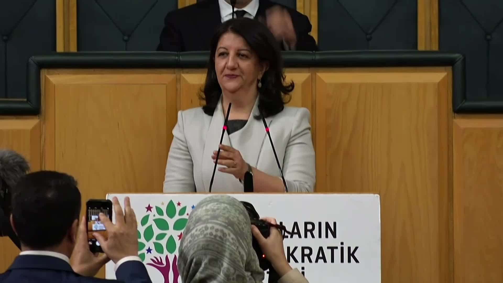 PERVİN BULDAN: "AKP VE MHP İKİLİSİNİN TAHAYYÜL ETTİĞİ YÜZYILDA KÜRTLER, ALEVİLER, DEMOKRASİ, ÖZGÜRLÜK VE TOPLUMSAL BARIŞ YOK"