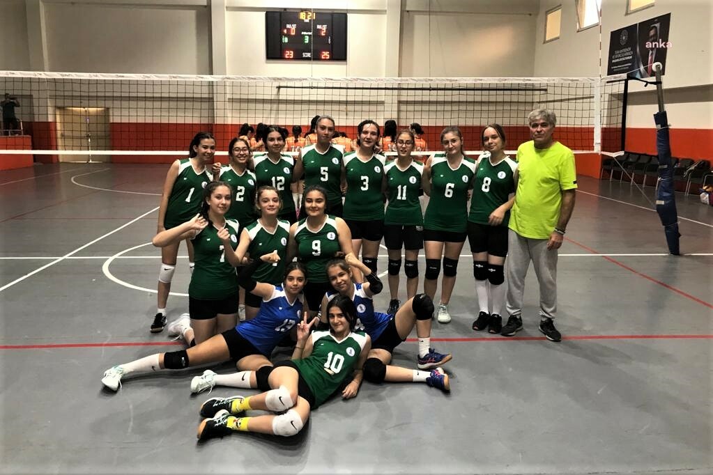ÖDEMİŞ BELEDİYESPOR VOLEYBOL VE BASKETBOLDA ALTYAPI LİGLERİNDE MÜCADELESİNİ SÜRDÜRÜYOR
