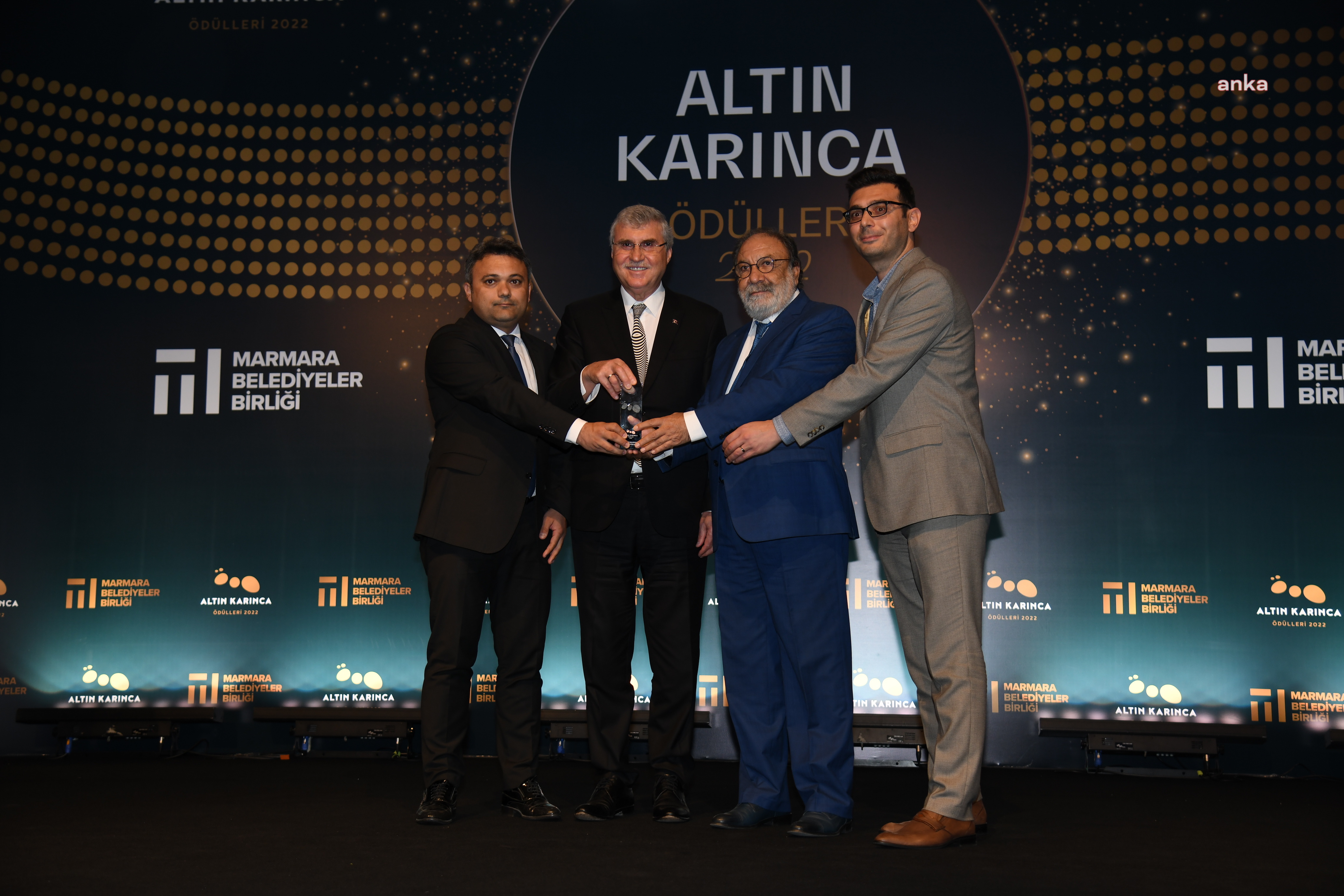 DİJİTAL KADIKÖY’E ALTIN KARINCA ÖDÜLÜ