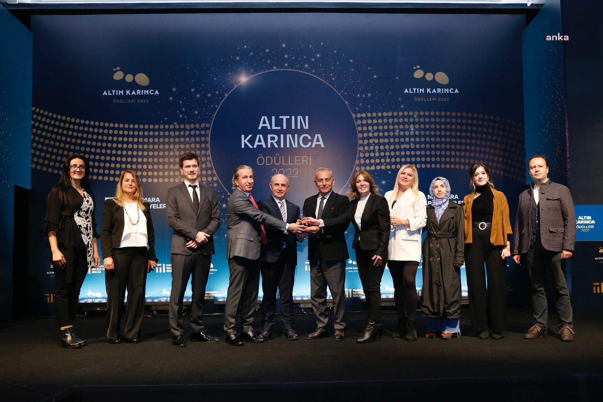 KÜÇÜKÇEKMECE BELEDİYESİ, YEREL KALKINMA KATEGORİSİNDE 9. ALTIN KARINCA ÖDÜLÜ’NÜ ALDI