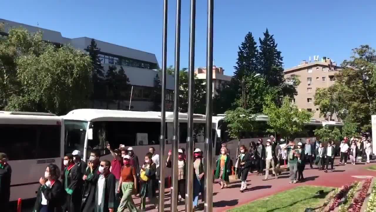 BARO BAŞKANLARI MECLİS'E BU KEZ 300 METRE YAKLAŞABİLDİ