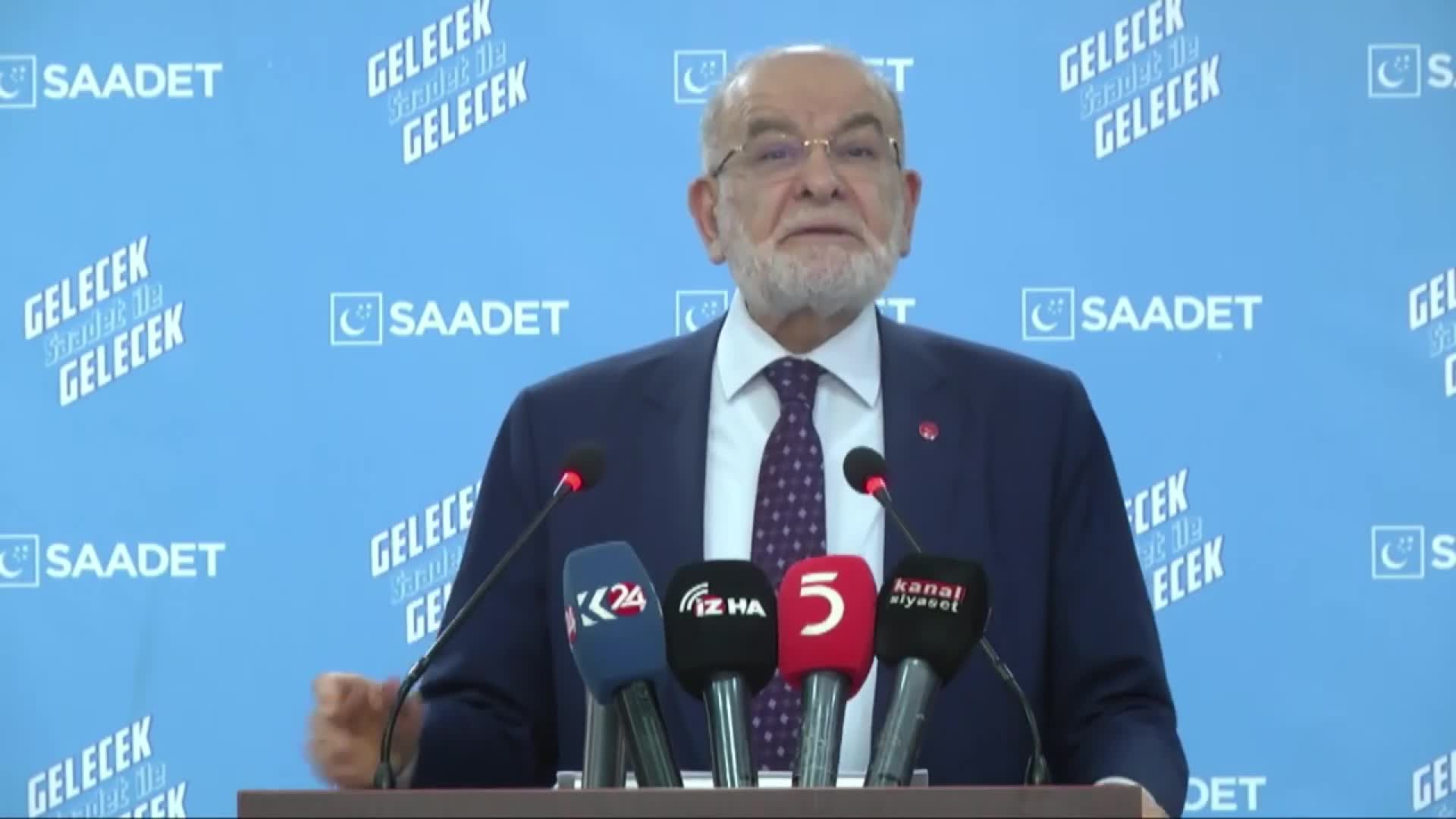 KARAMOLLAOĞLU'NDAN 'AYASOFYA' YORUMU: DANIŞTAY KARARINI TAKDİRLE KARŞILIYORUM